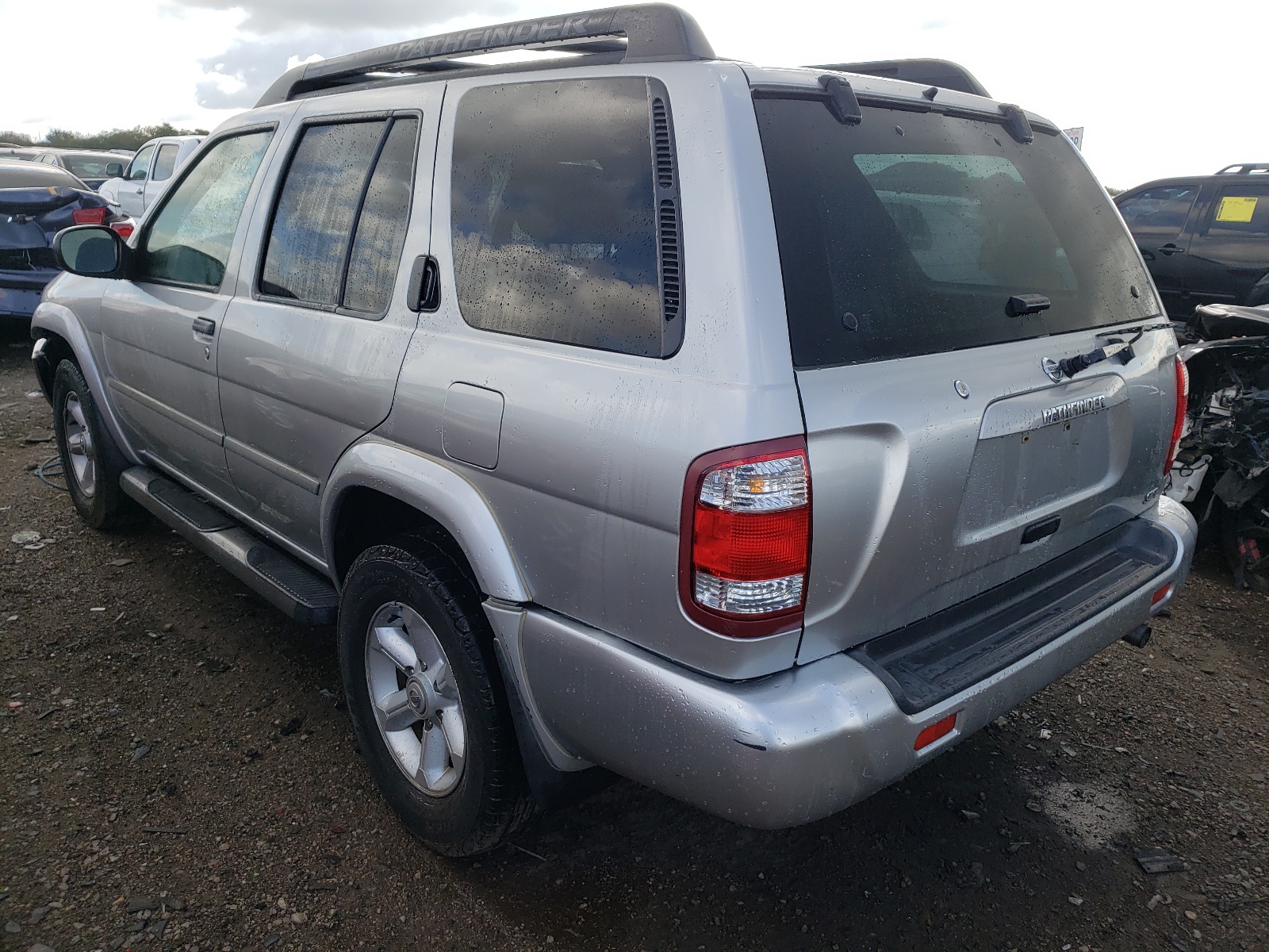 Photo 3 from auction – 2004 NISSAN PATHFINDER with VIN JN8DR09Y64W904930