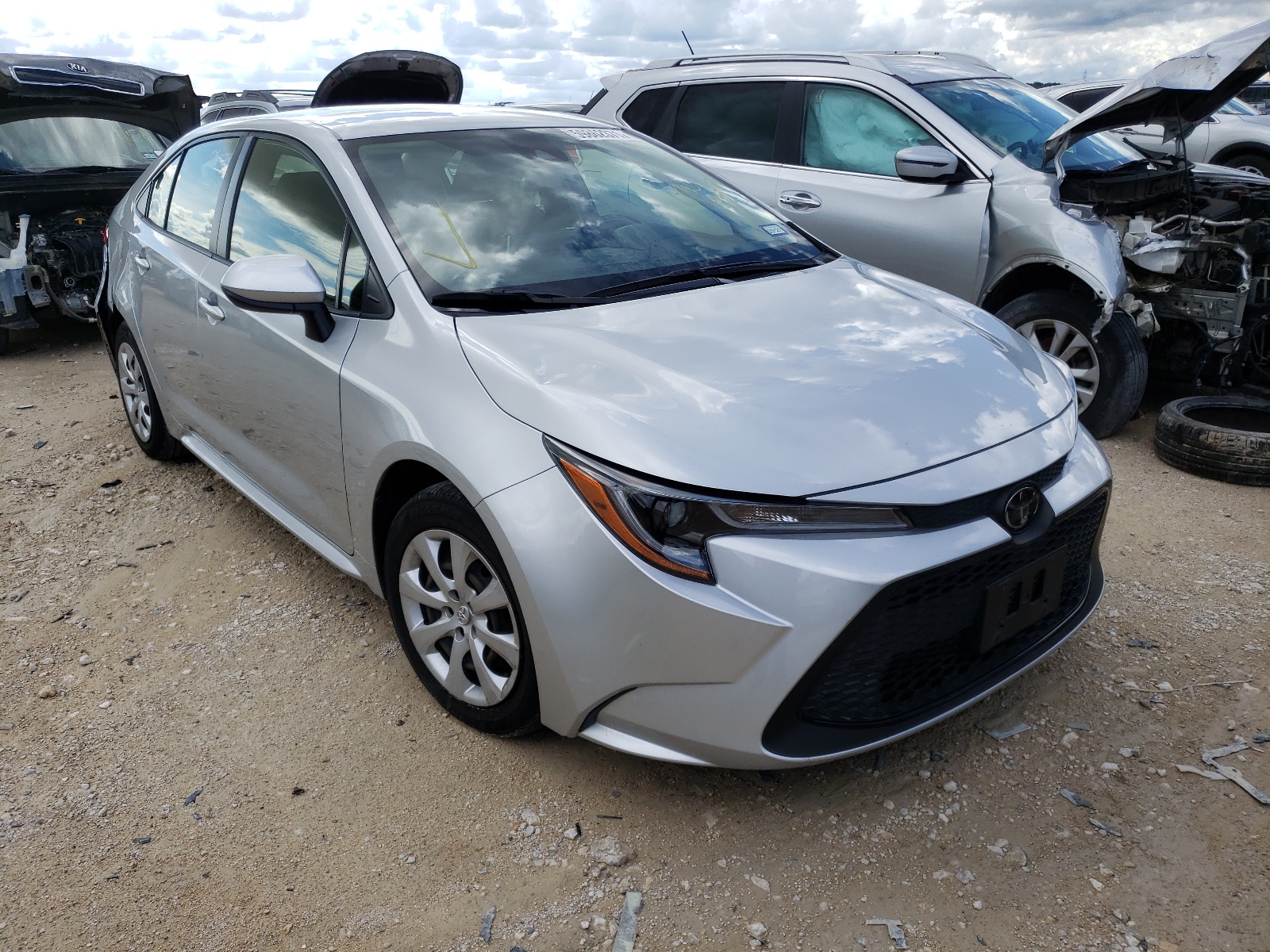 Photo 1 from auction – 2020 TOYOTA COROLLA LE with VIN JTDEPRAE4LJ036787