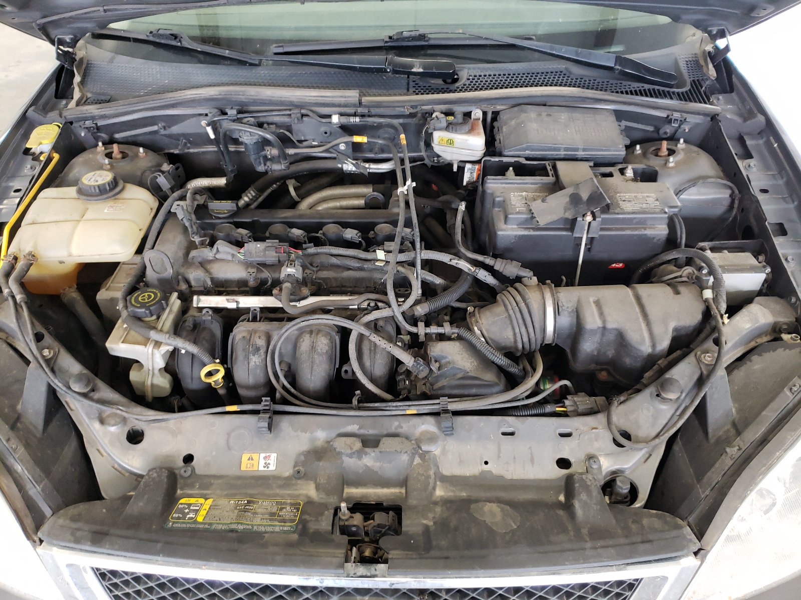 Photo 7 from auction – 2007 FORD FOCUS ZX4 with VIN 1FAHP34N97W298499