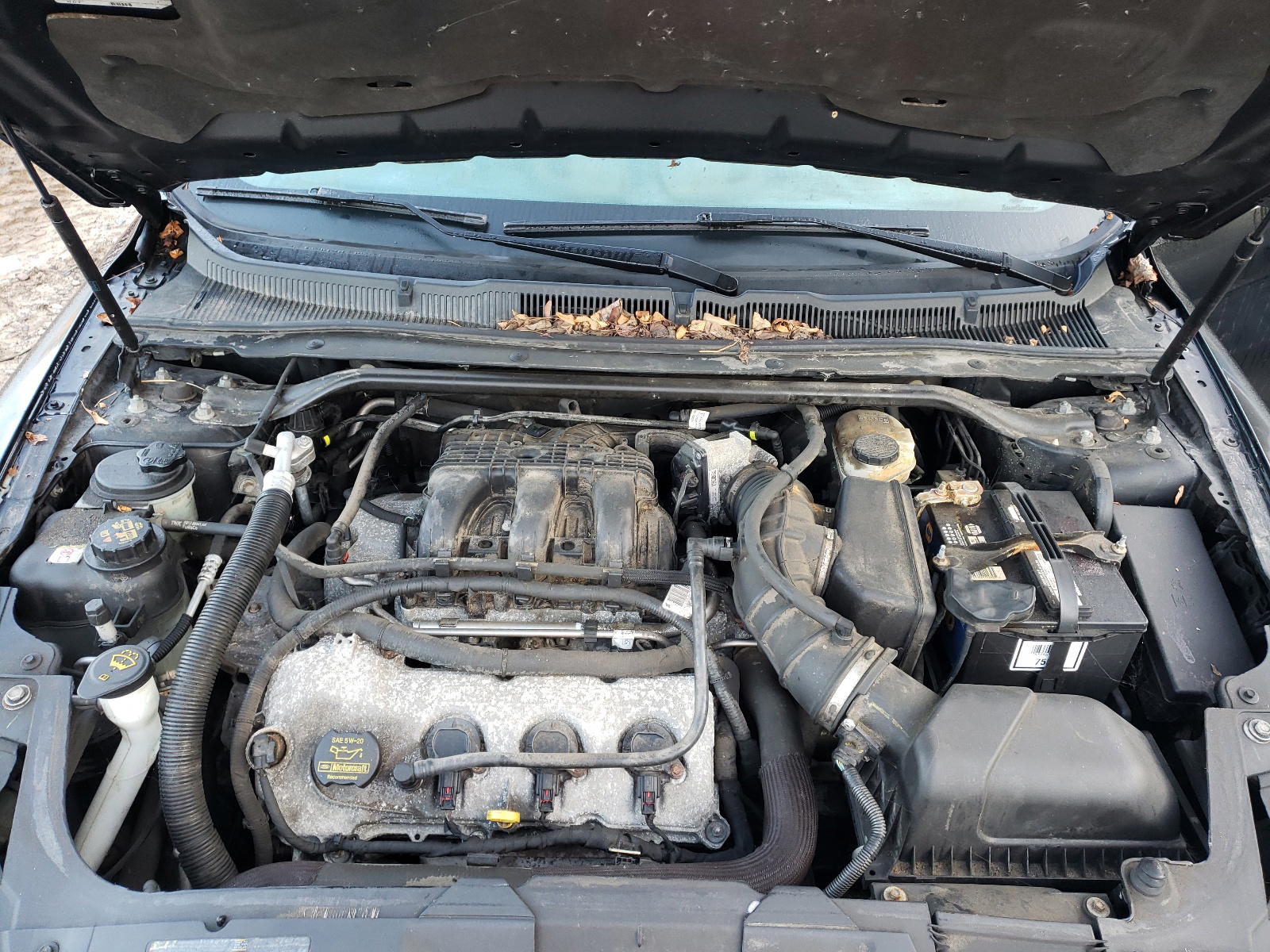Photo 7 from auction – 2011 FORD TAURUS with VIN 1FAHP2EW8BG107773