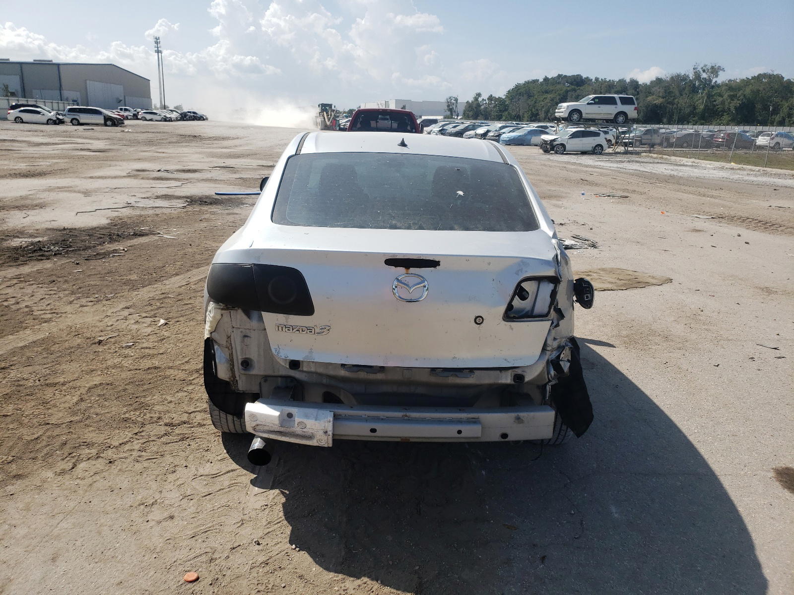 Photo 9 from auction – 2004 MAZDA 3 S with VIN JM1BK323341108785