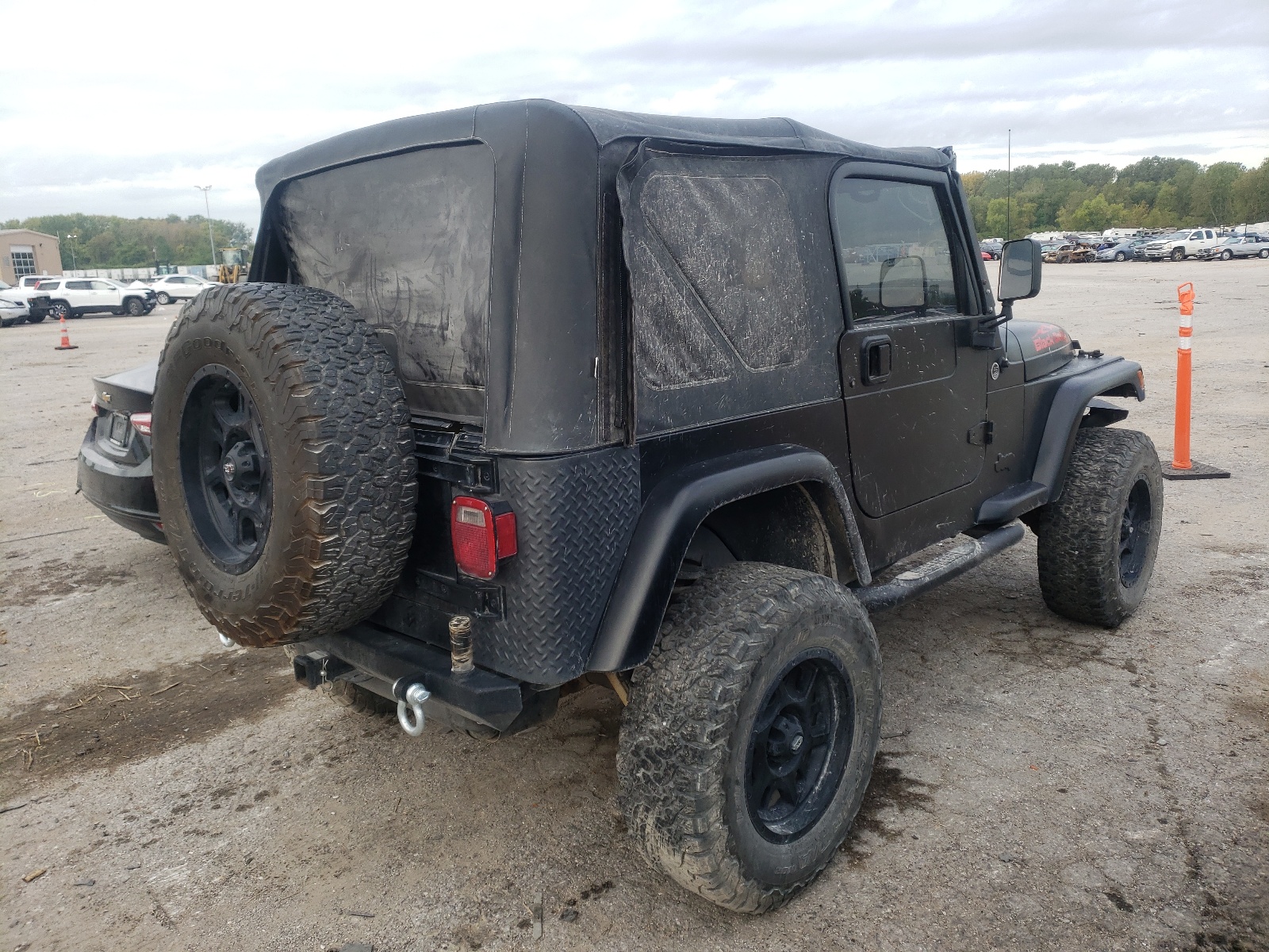 Photo 4 from auction – 1999 JEEP WRANGLER / with VIN 1J4FY19S1XP443671