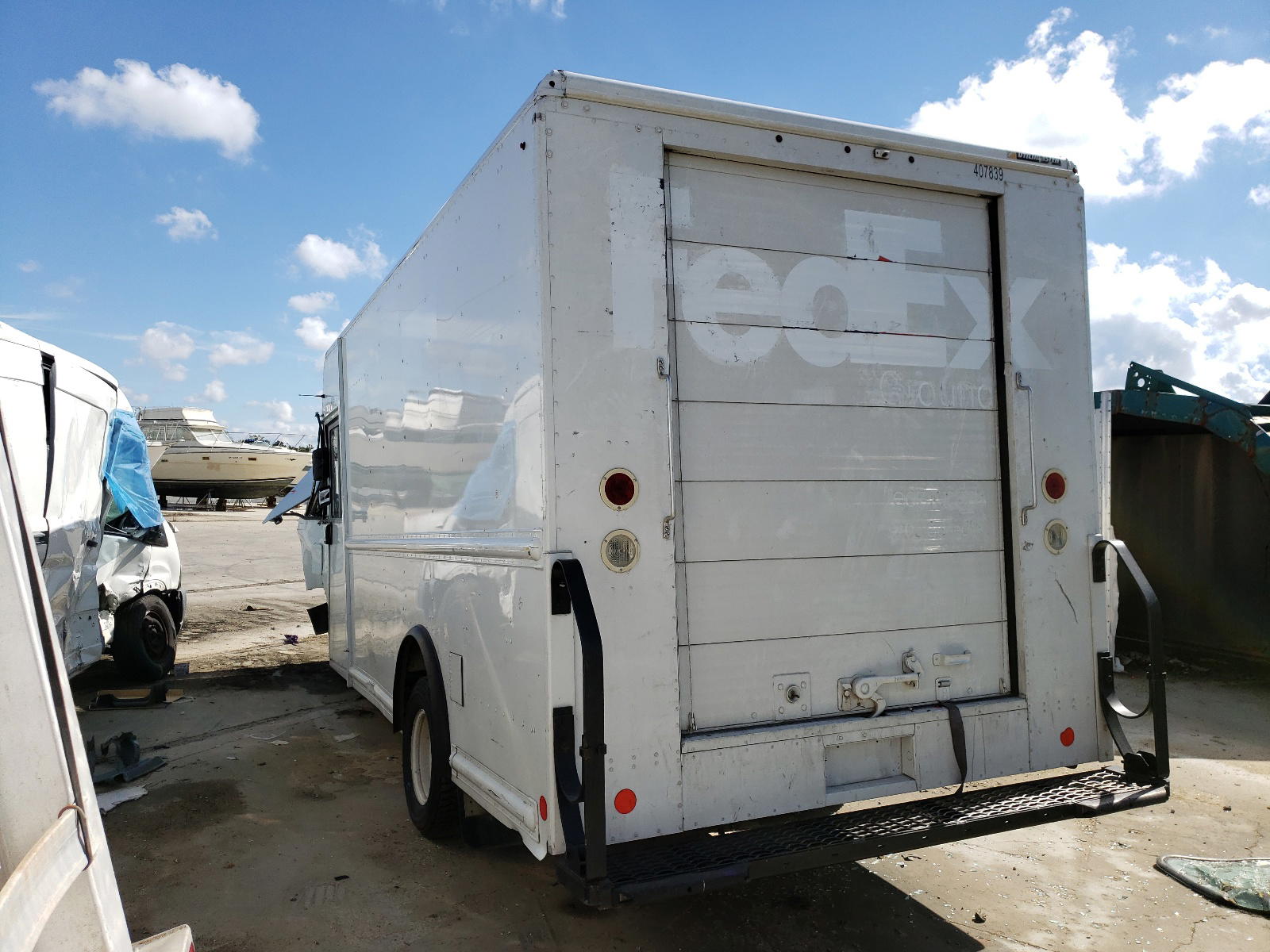 Photo 3 from auction – 2017 FORD ECONOLINE with VIN 1FC3E4K65HDC47848
