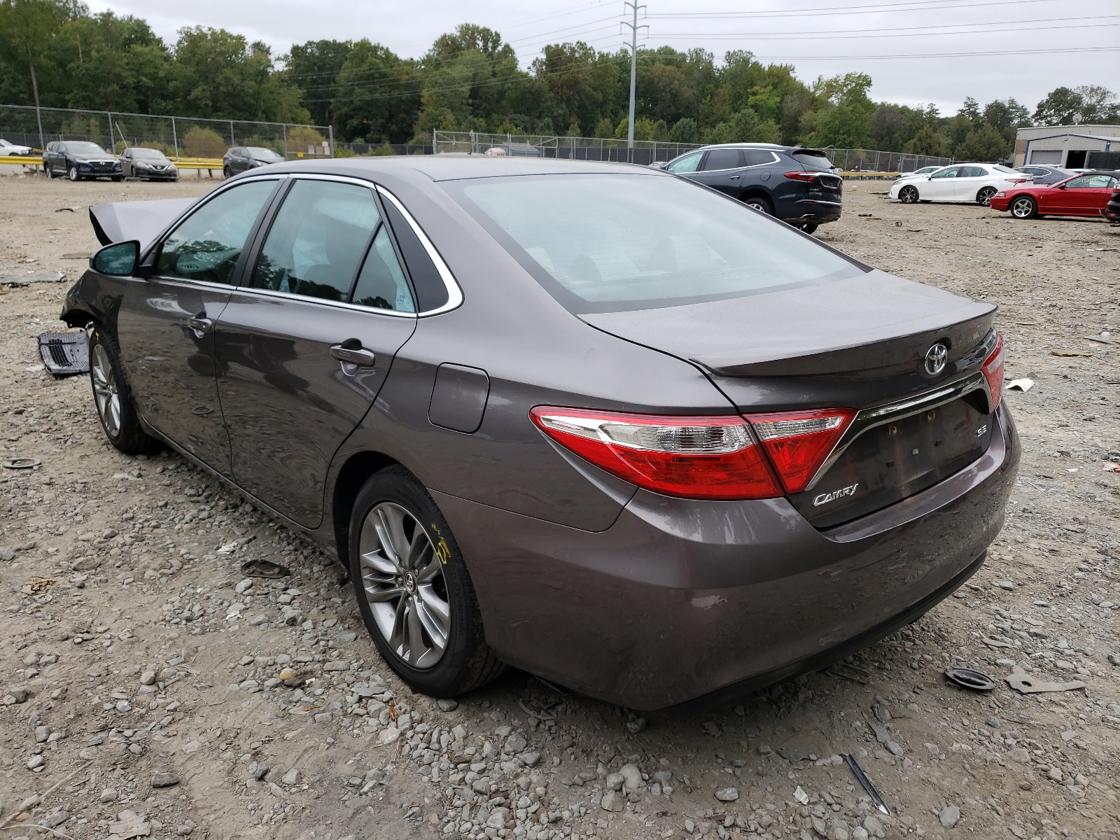 Photo 3 from auction – 2016 TOYOTA CAMRY LE with VIN 4T1BF1FK4GU185397