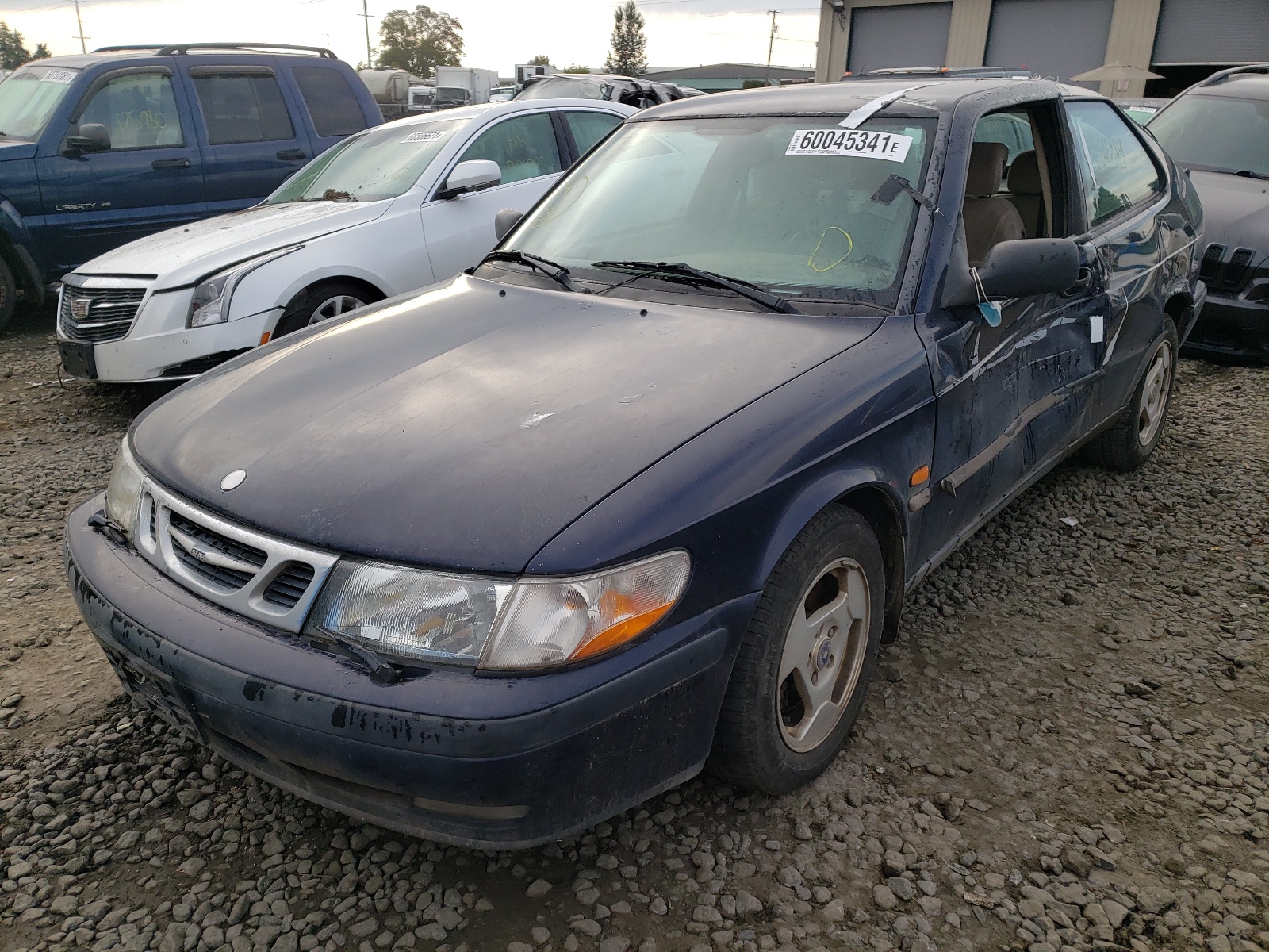 Photo 2 from auction – 1999 SAAB 9-3 S with VIN YS3DD35N1X2028621