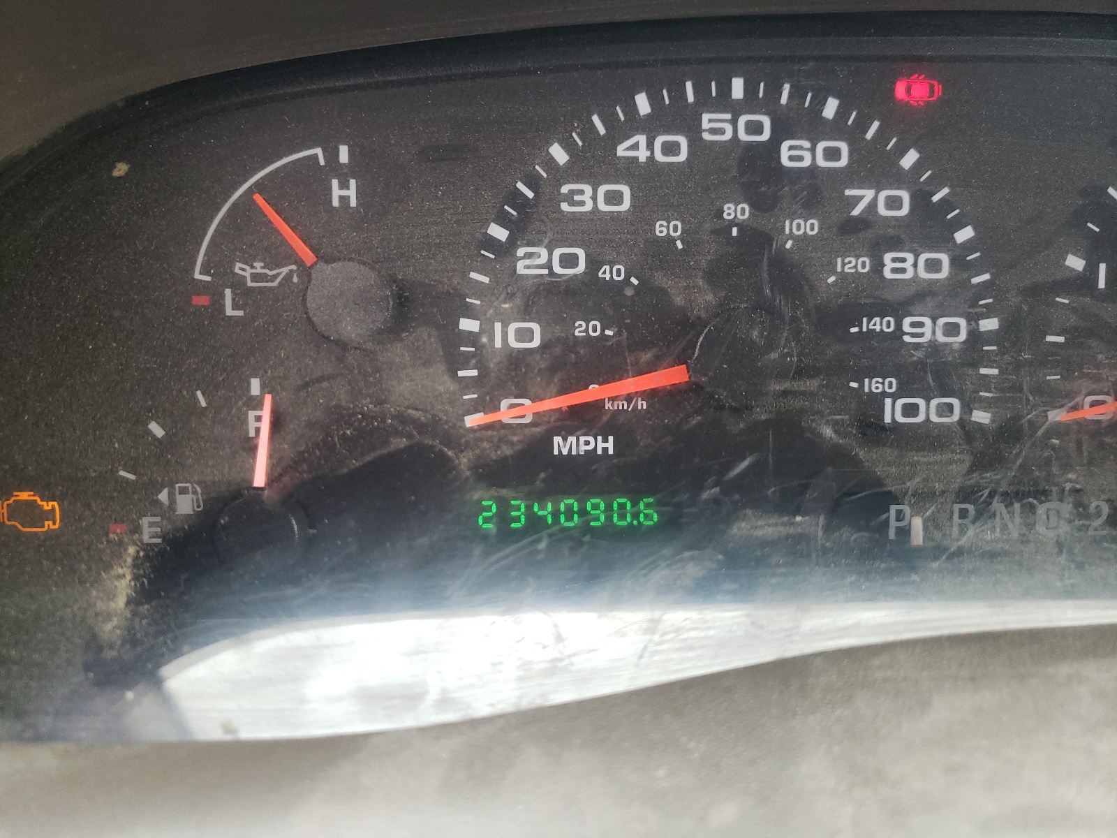 Photo 8 from auction – 2002 FORD F350 SRW S with VIN 1FTSF30S52EA00446