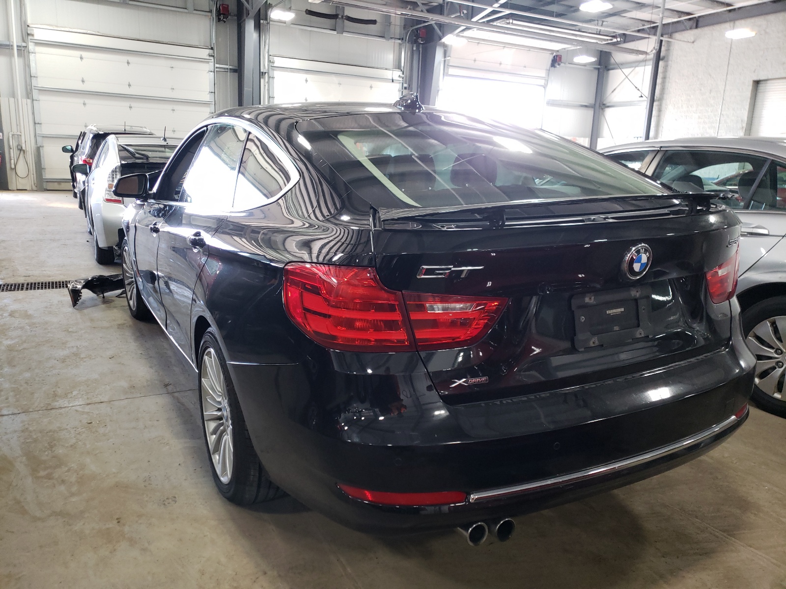 Photo 3 from auction – 2015 BMW 328 XIGT with VIN WBA3X5C51FD561433