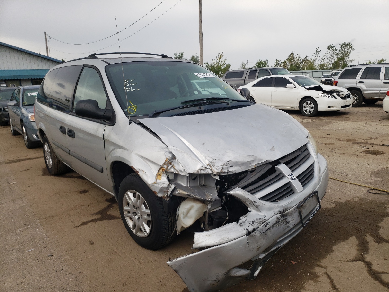 DODGE GRAND CARA 2006 with VIN 1D4GP24R36B502600 - Photo from auction