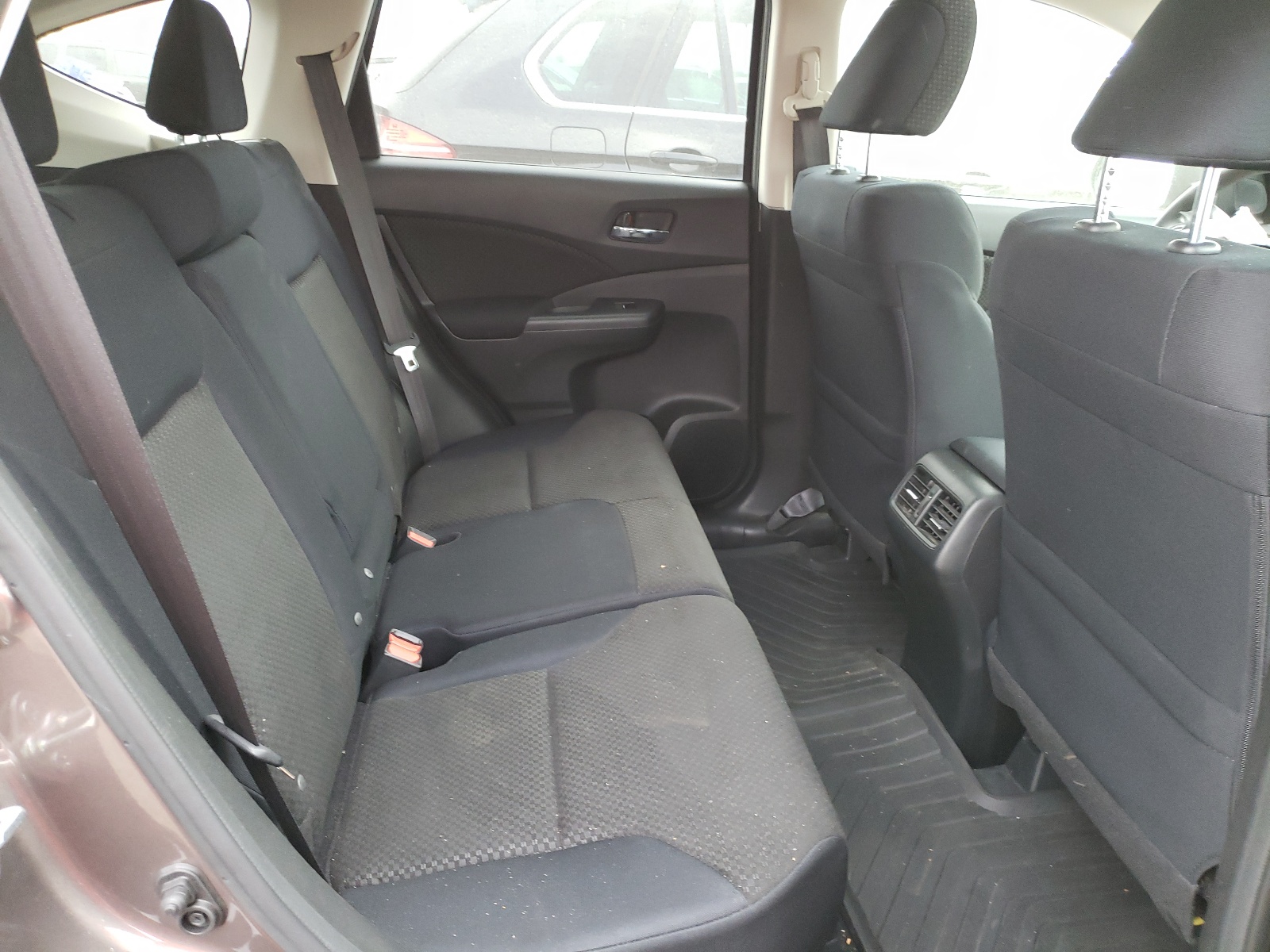 Photo 6 from auction – 2016 HONDA CR-V EX with VIN 5J6RM4H59GL076077