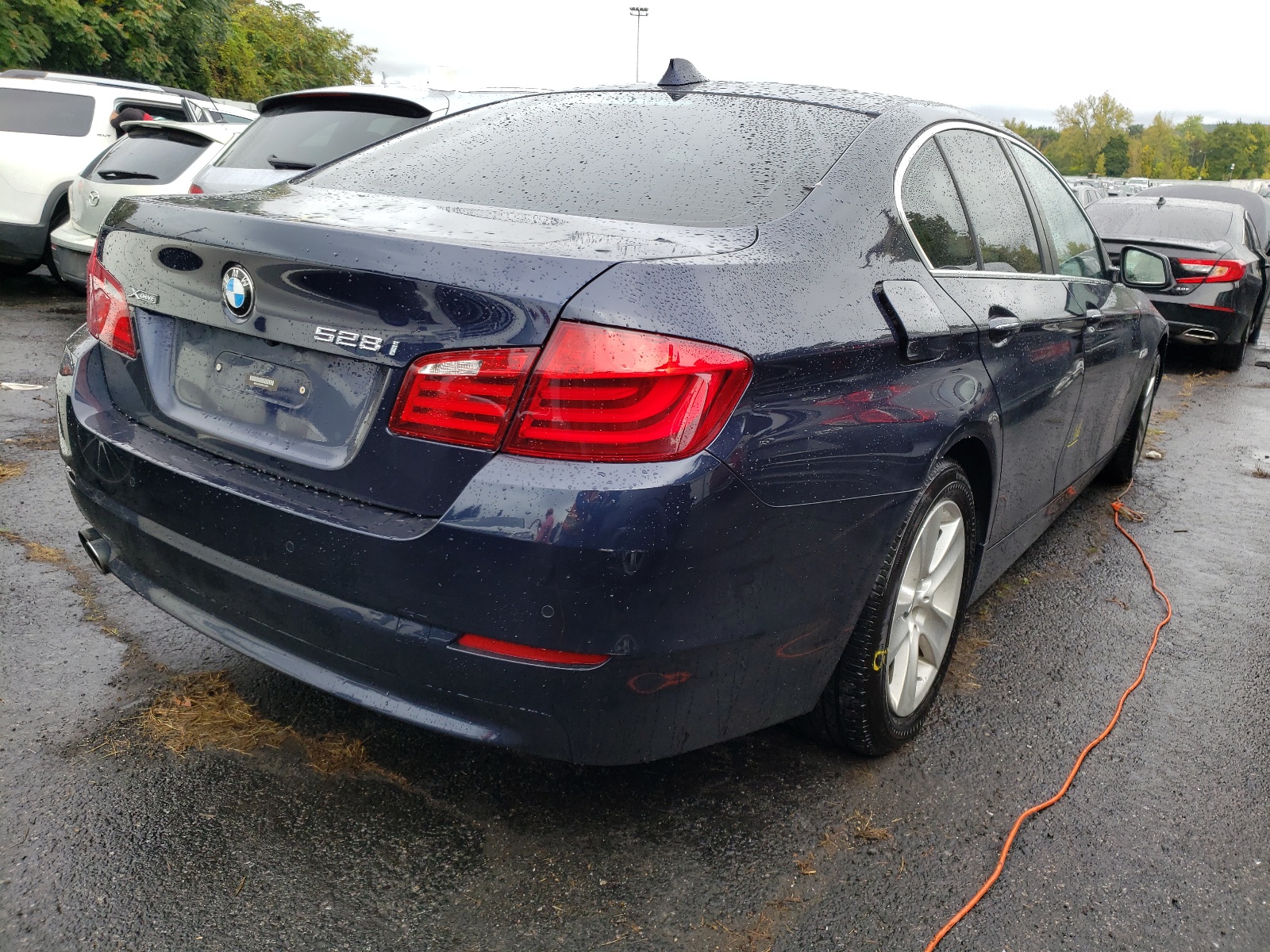 Photo 4 from auction – 2013 BMW 528 XI with VIN WBAXH5C56DD111076