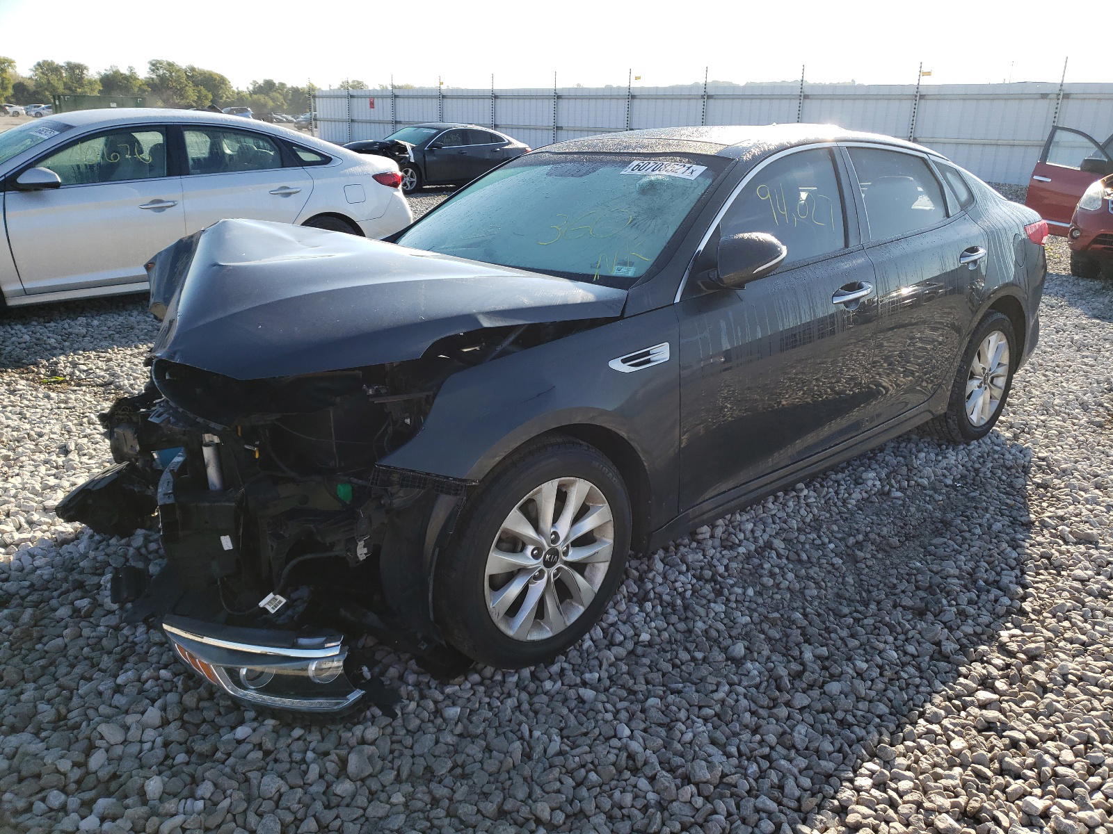 Photo 2 from auction – 2016 KIA OPTIMA EX with VIN 5XXGU4L37GG011909