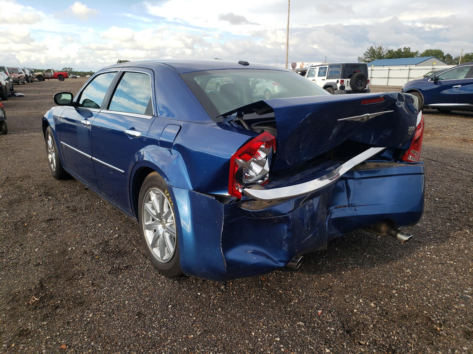 Photo 3 from auction – 2009 CHRYSLER 300C with VIN 2C3LA63T09H600517
