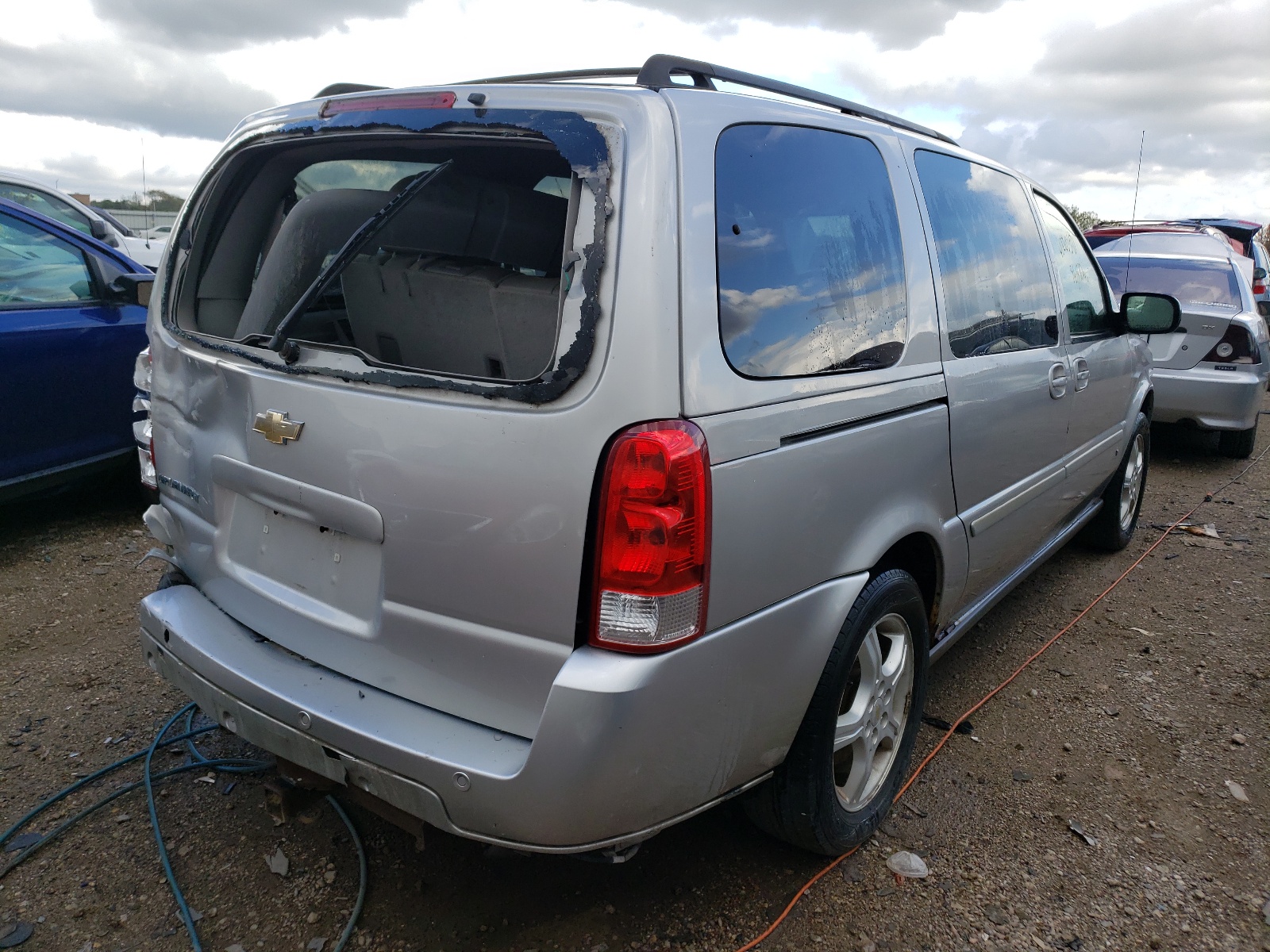 Photo 4 from auction – 2006 CHEVROLET UPLANDER L with VIN 1GNDV33LX6D119743
