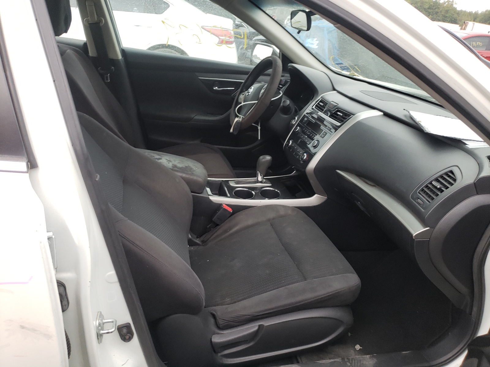 Photo 5 from auction – 2014 NISSAN ALTIMA 2.5 with VIN 1N4AL3AP0EN355100
