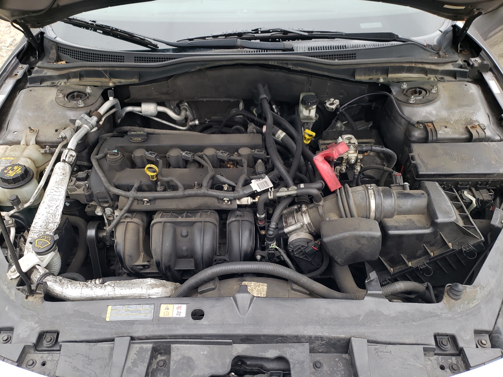 Photo 7 from auction – 2011 FORD FUSION SE with VIN 3FAHP0HA3BR241037