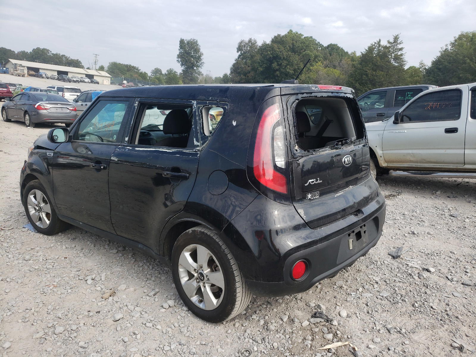 Photo 3 from auction – 2017 KIA SOUL with VIN KNDJN2A2XH7887451