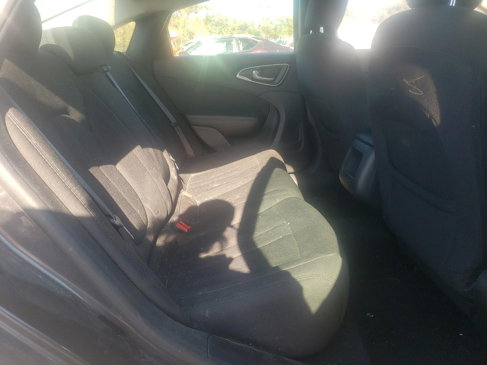 Photo 6 from auction – 2016 CHRYSLER 200 LX with VIN 1C3CCCFB5GN195108