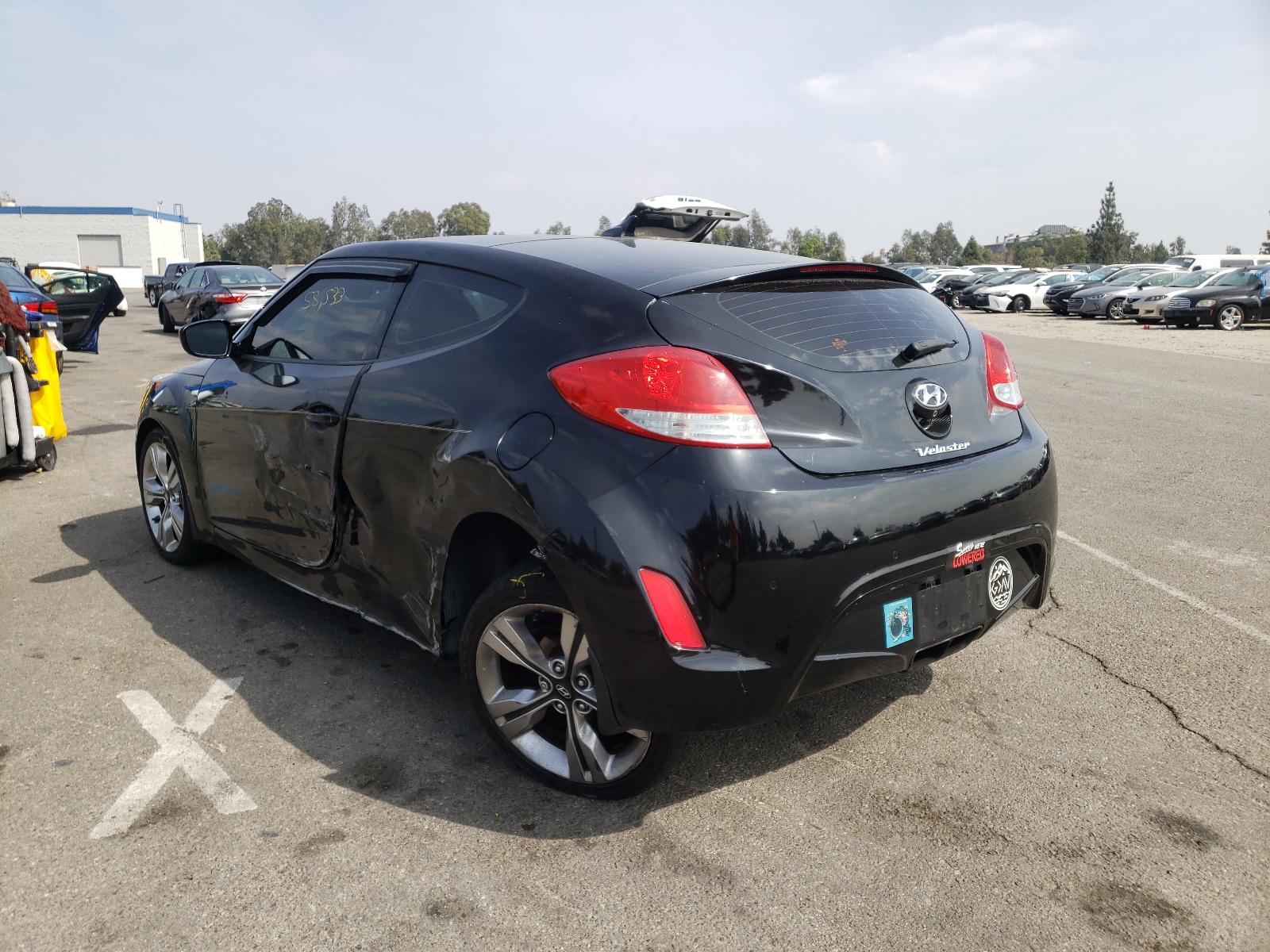 Photo 9 from auction – 2012 HYUNDAI VELOSTER with VIN KMHTC6AD5CU069297