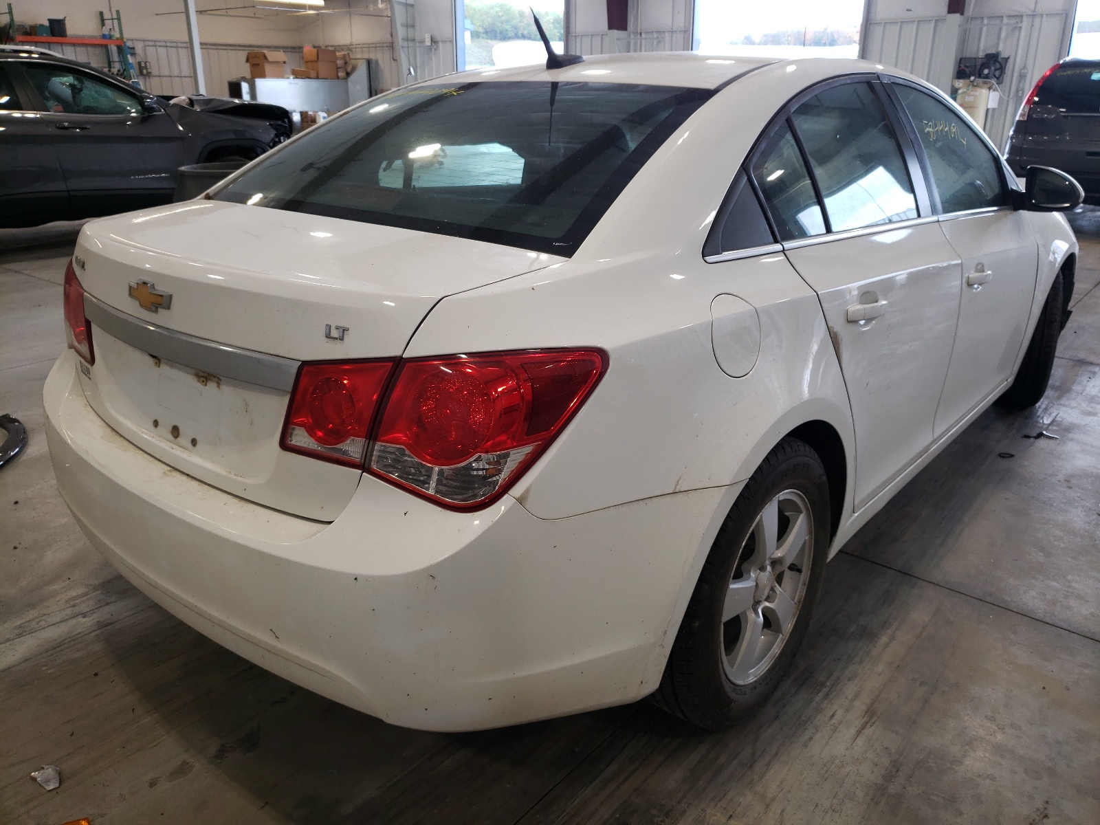 Photo 4 from auction – 2014 CHEVROLET CRUZE LT with VIN 1G1PC5SB6E7278149