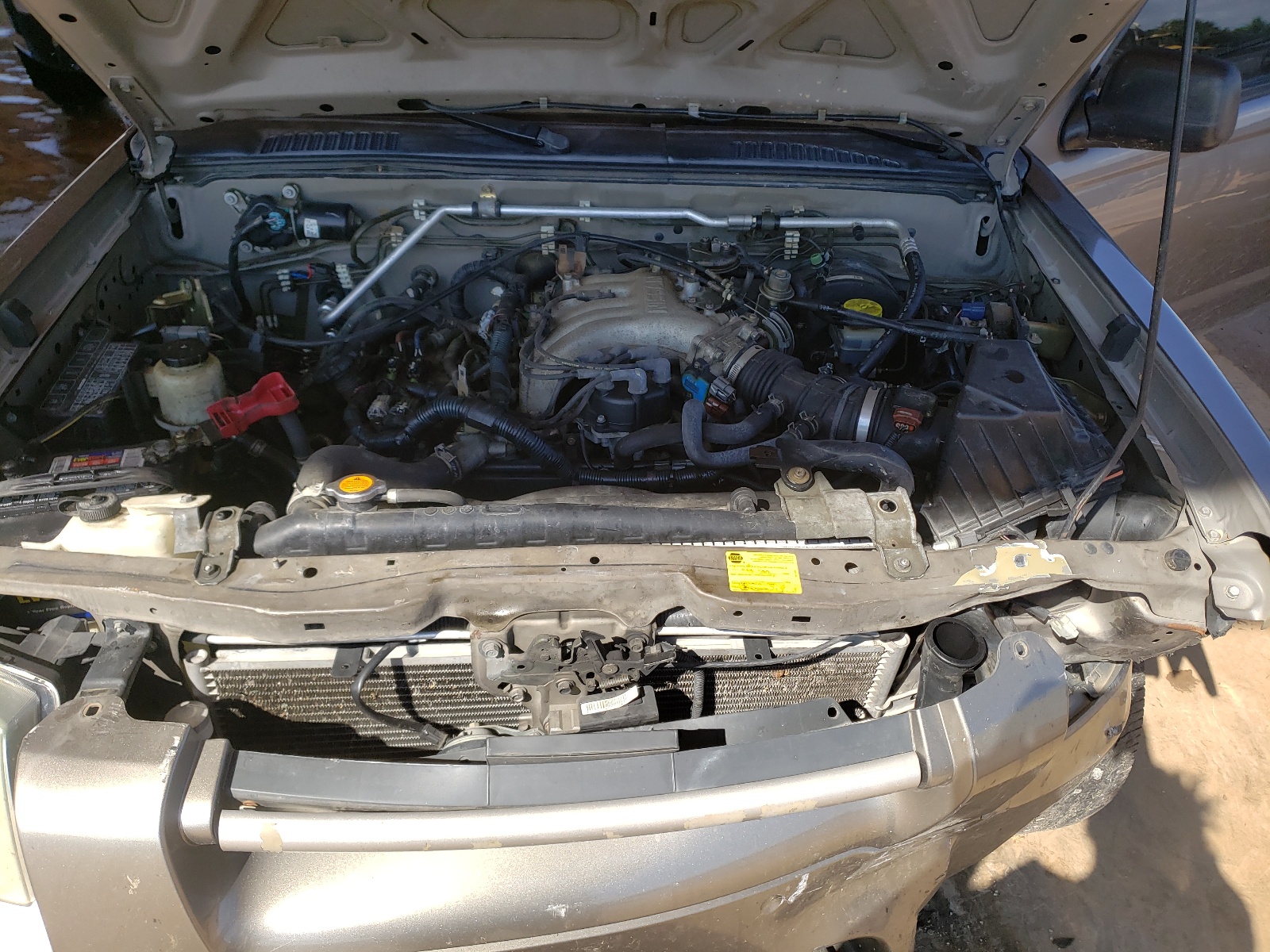 Photo 7 from auction – 2004 NISSAN FRONTIER C with VIN 1N6ED29X94C448082