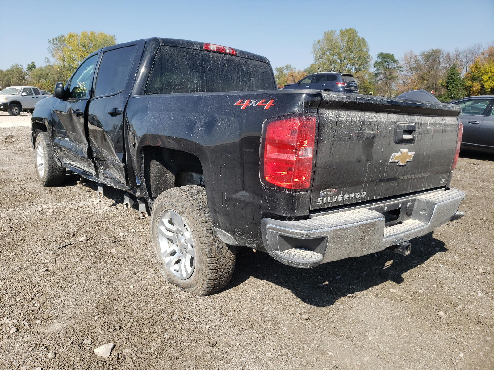 Photo 3 from auction – 2018 CHEVROLET SILVERADO with VIN 3GCUKREC1JG594629