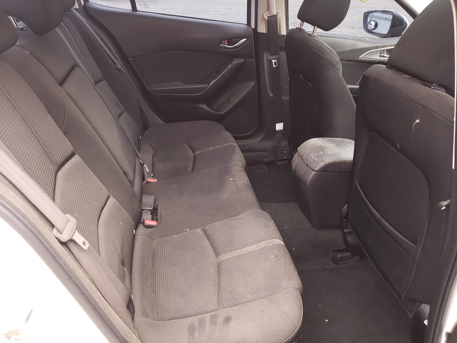 Photo 6 from auction – 2017 MAZDA 3 TOURING with VIN JM1BN1V74H1143383