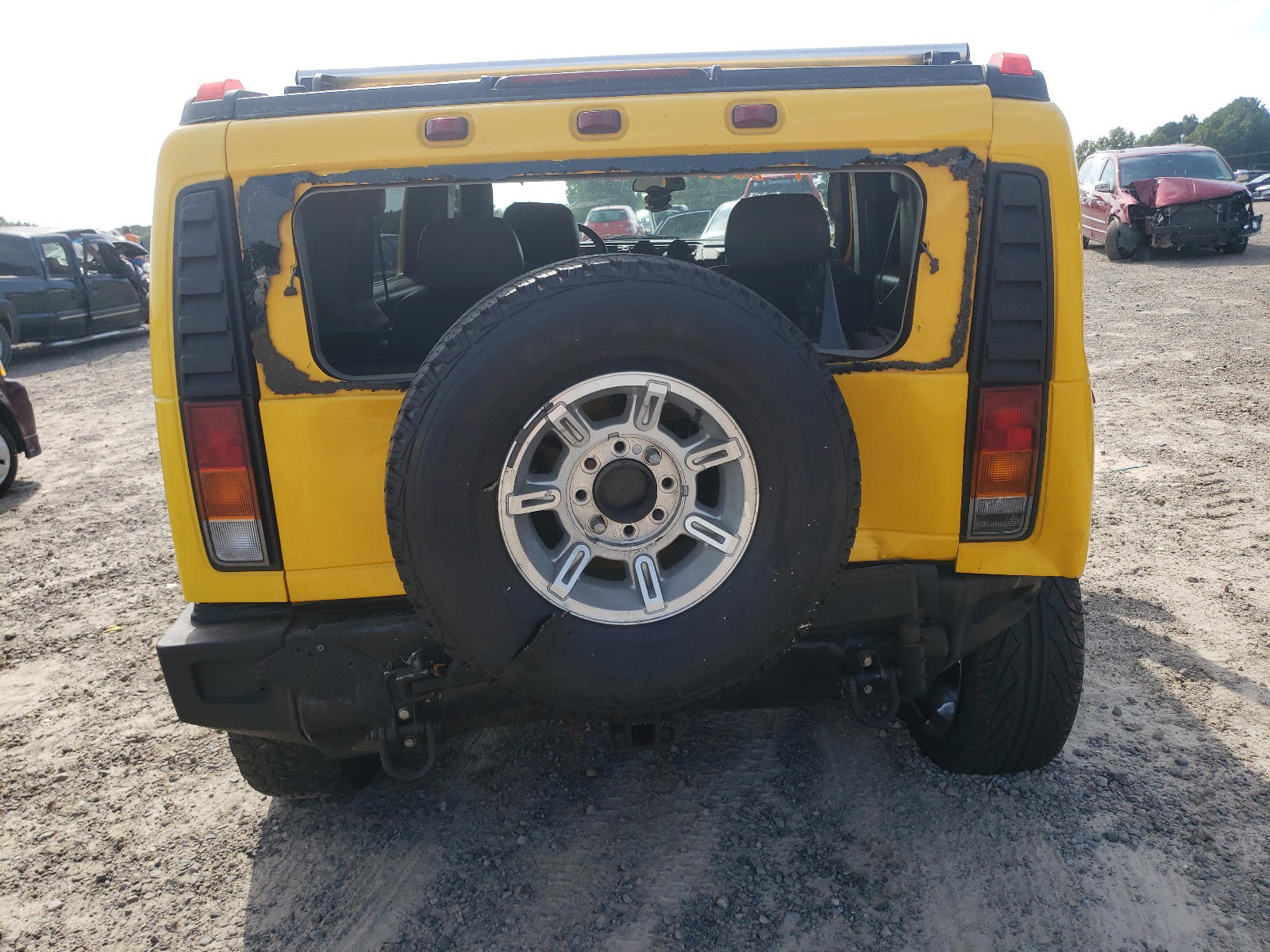 Photo 9 from auction – 2003 HUMMER H2 with VIN 5GRGN23U93H142054