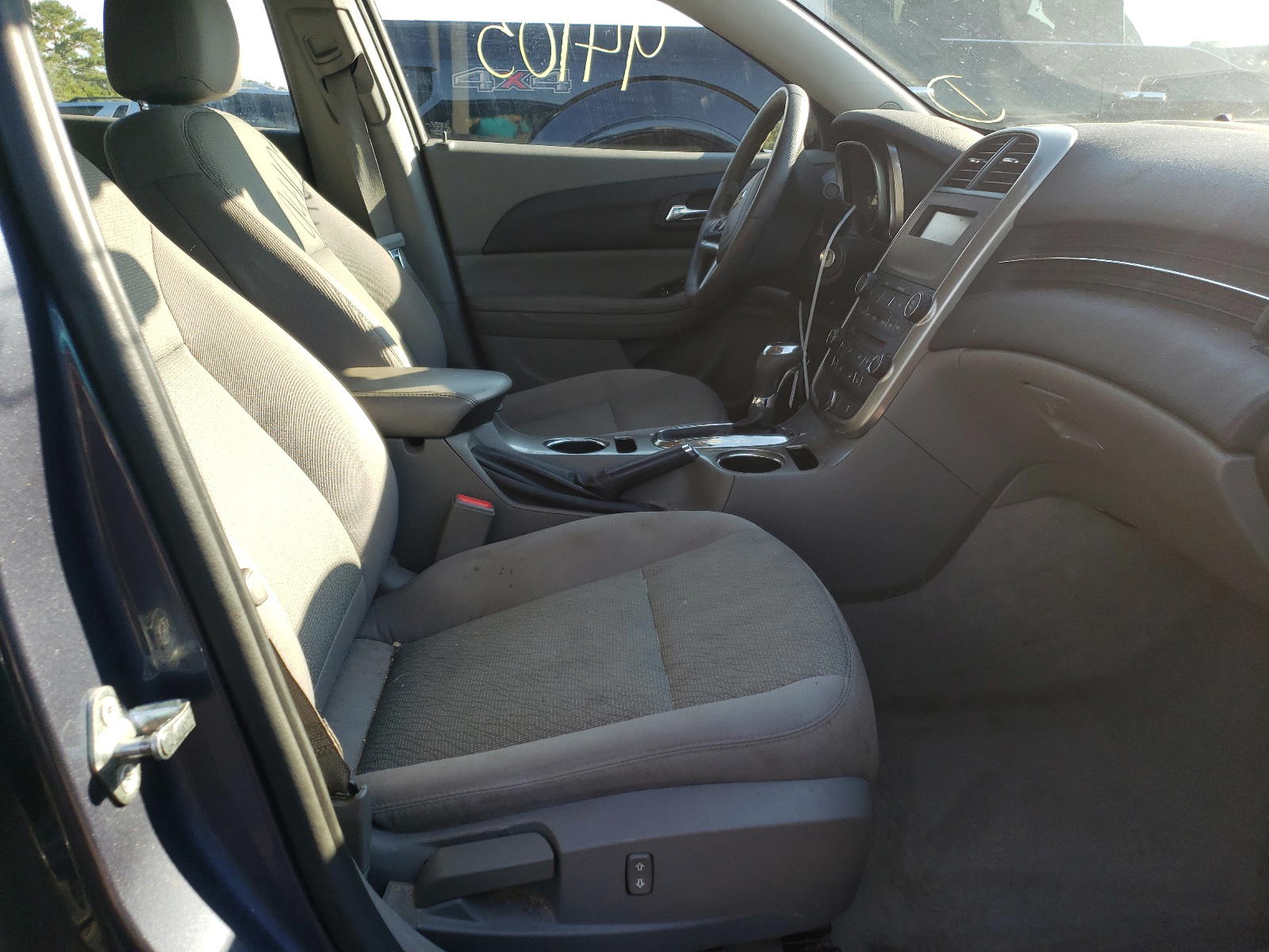 Photo 5 from auction – 2015 CHEVROLET MALIBU LS with VIN 1G11B5SL2FF248364
