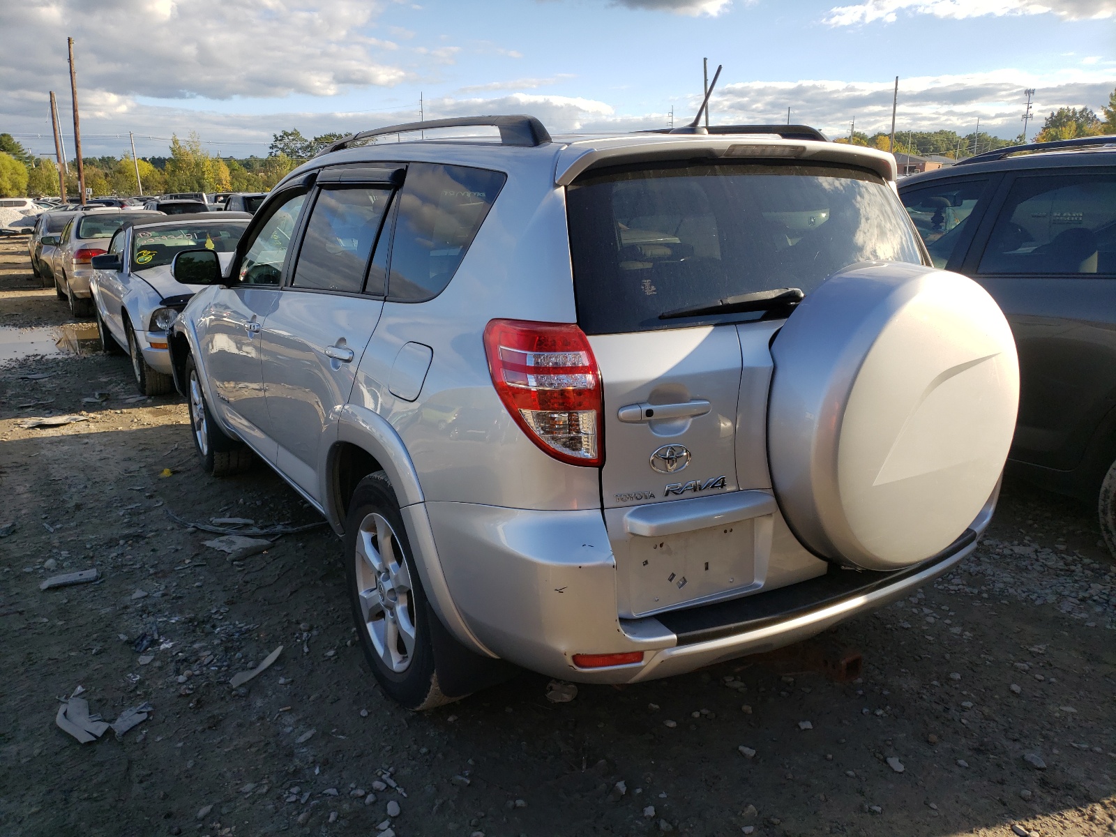 Photo 3 from auction – 2010 TOYOTA RAV4 LIMIT with VIN JTMDK4DV3AD014462