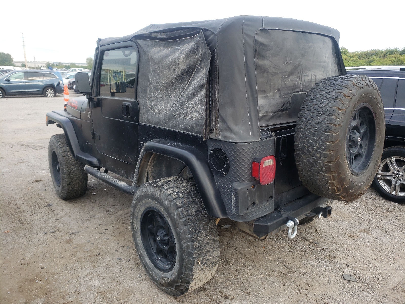 Photo 3 from auction – 1999 JEEP WRANGLER / with VIN 1J4FY19S1XP443671