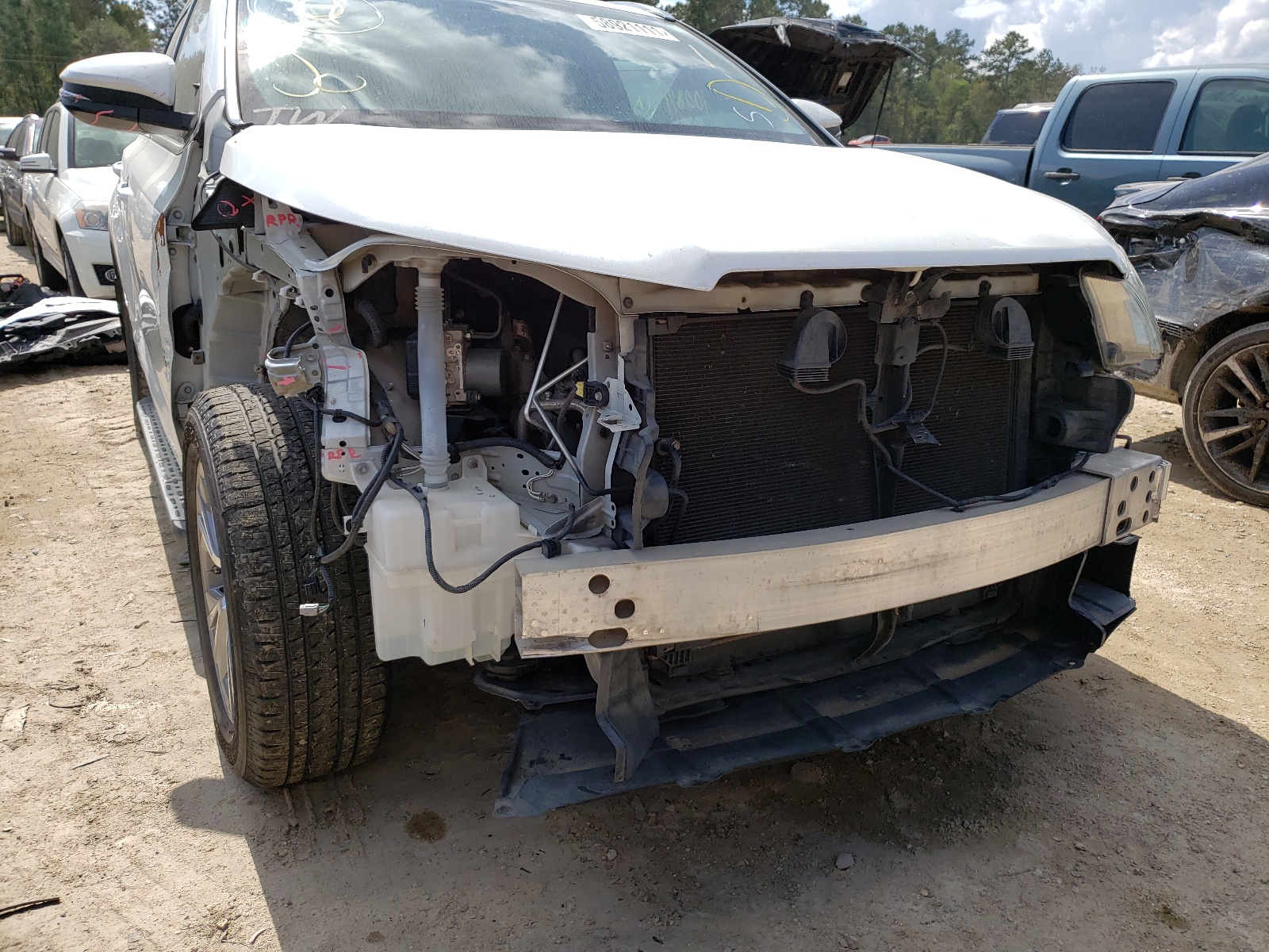 صورة رقم 9 من المزاد - 2015 TOYOTA HIGHLANDER مع VIN 5TDKKRFH5FS077991