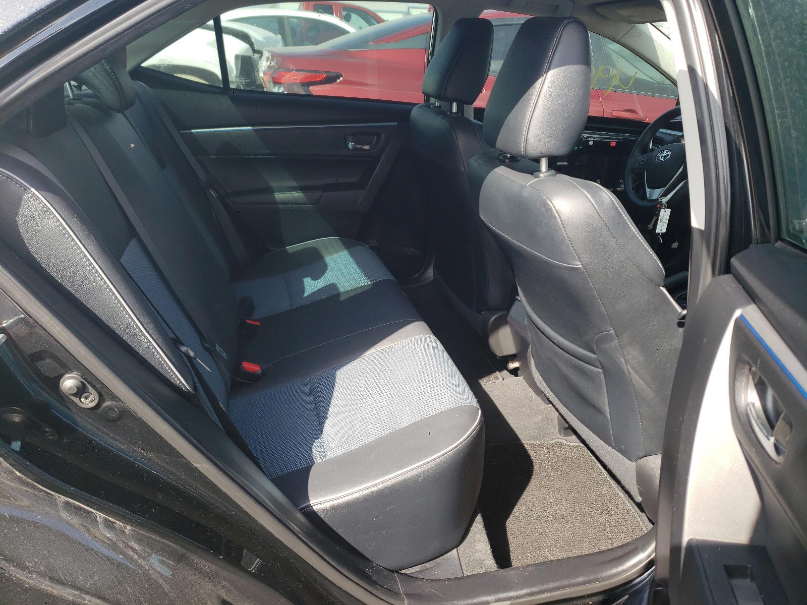Photo 6 from auction – 2014 TOYOTA COROLLA L with VIN 2T1BURHE2EC194559