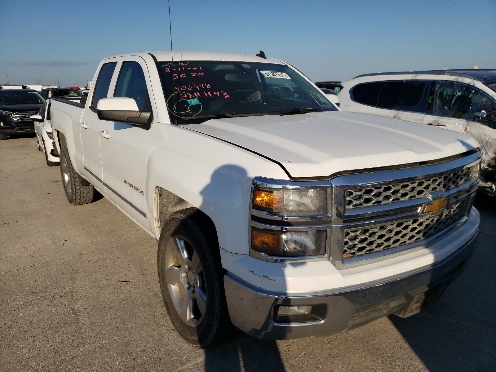 CHEVROLET SILVERADO 2014 with VIN 1GCRCREC2EZ406998 - Photo from auction