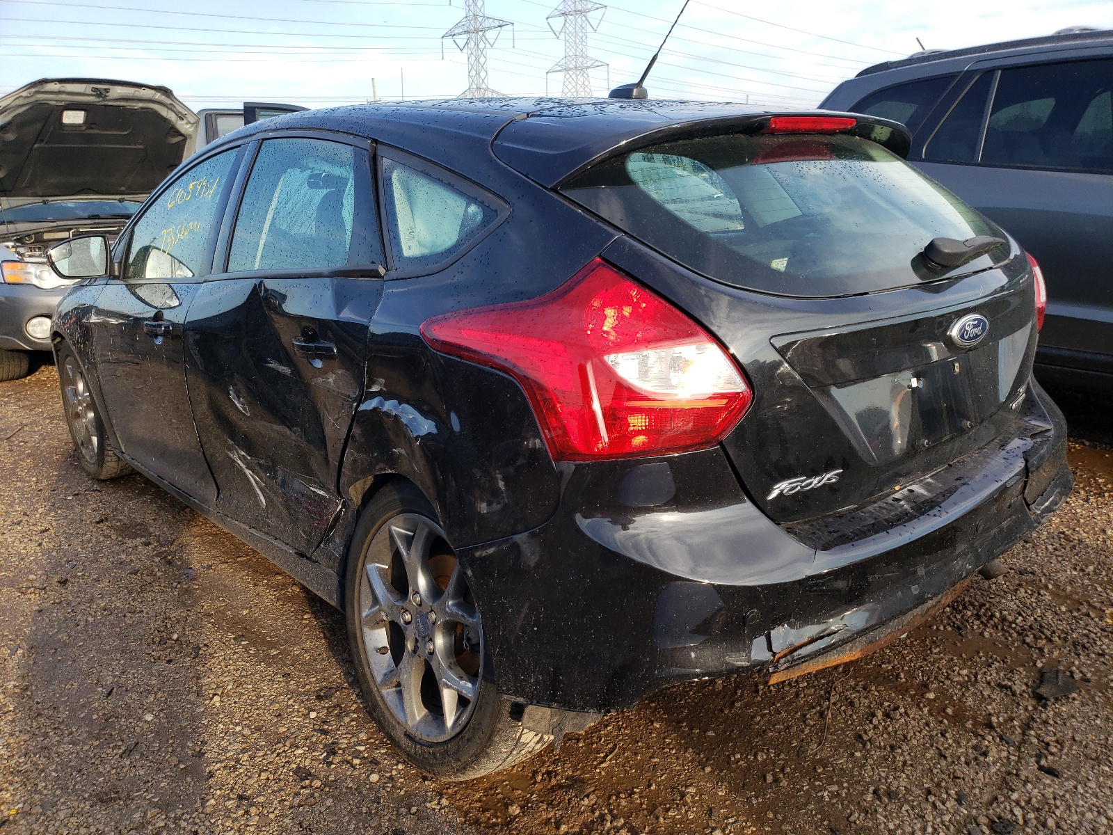 Zdjęcie 3 z aukcji – 2013 FORD FOCUS SE z VIN 1FADP3K25DL199408