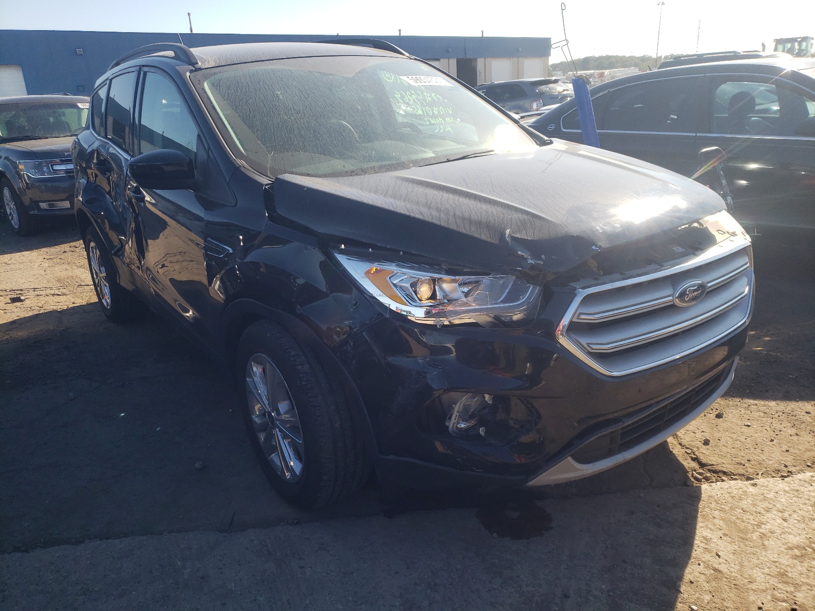 Photo 1 from auction – 2018 FORD ESCAPE SEL with VIN 1FMCU9HD5JUA90166