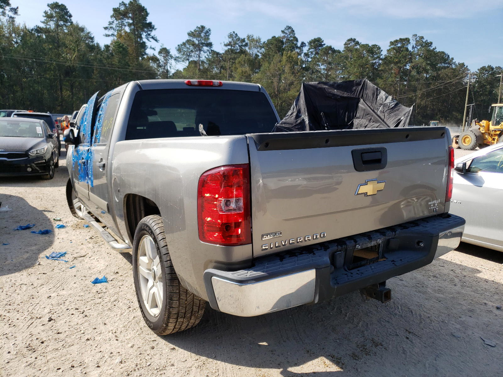 Photo 3 from auction – 2007 CHEVROLET SILVERADO with VIN 3GCEC130X7G542968