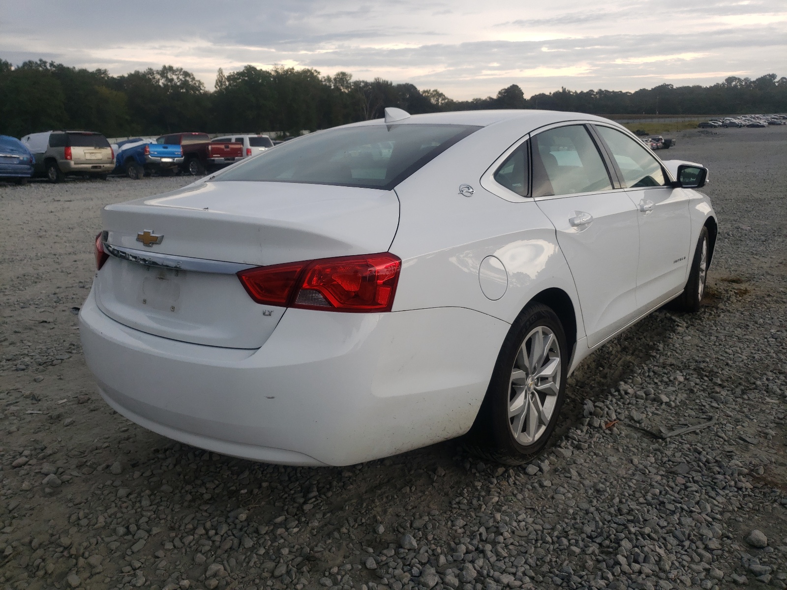 Photo 4 from auction – 2018 CHEVROLET IMPALA LT with VIN 2G1105S34J9142215
