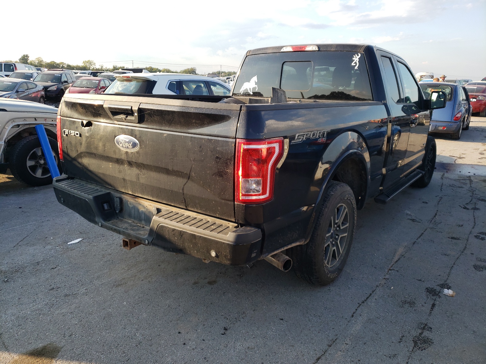 Photo 4 from auction – 2016 FORD F150 SUPER with VIN 1FTEX1EP9GFB97965