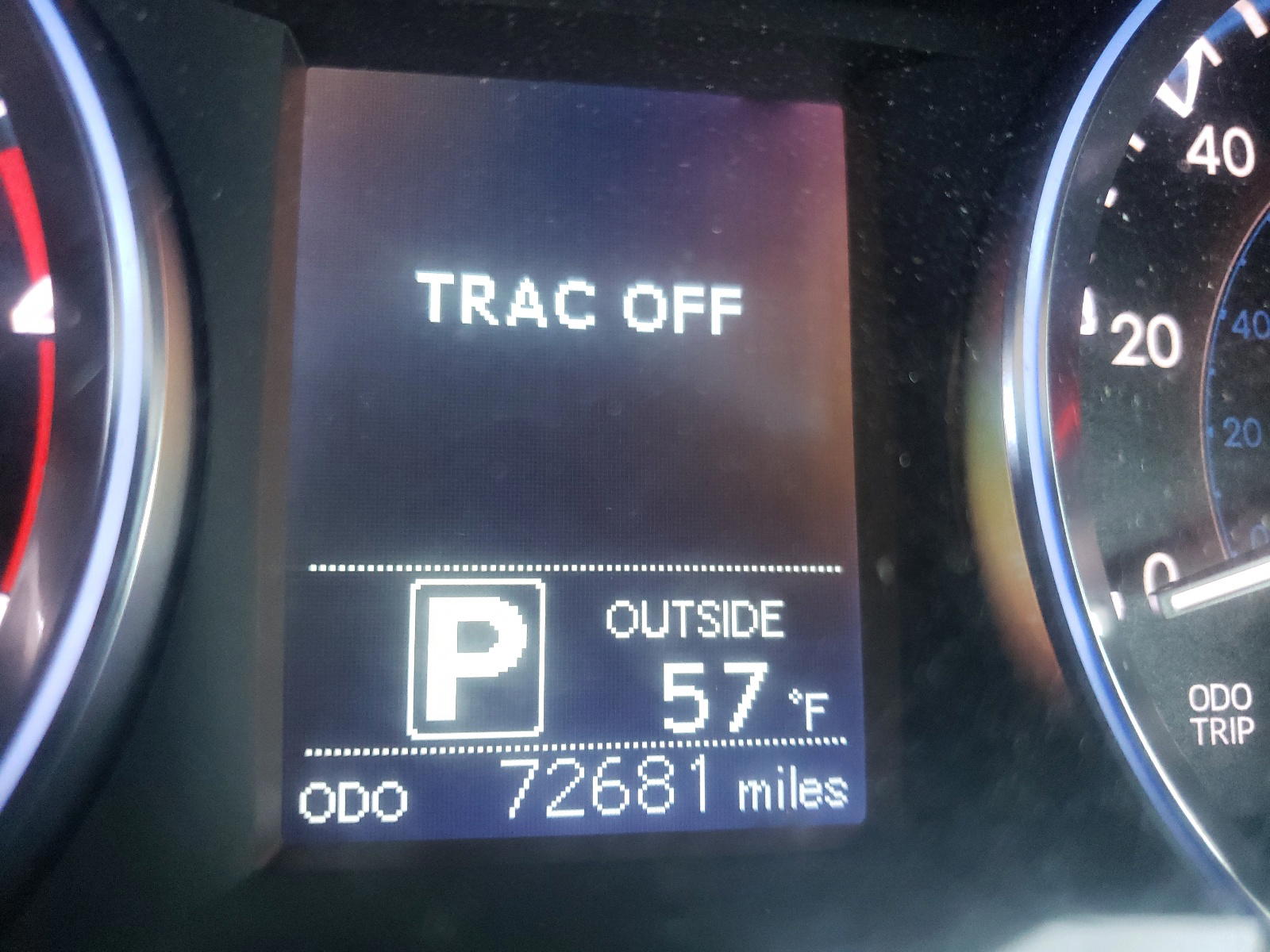 Photo 8 from auction – 2015 TOYOTA HIGHLANDER with VIN 5TDBKRFH6FS138040