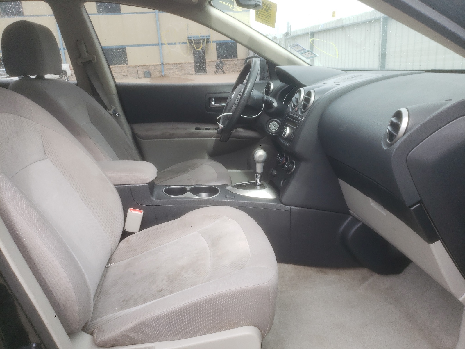 Photo 5 from auction – 2012 NISSAN ROGUE S with VIN JN8AS5MT7CW602271