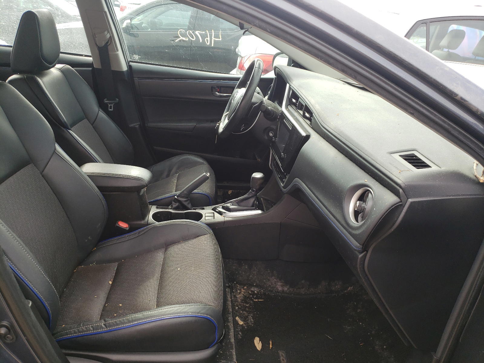 Photo 5 from auction – 2019 TOYOTA COROLLA with VIN 5YFBURHE4KP918375