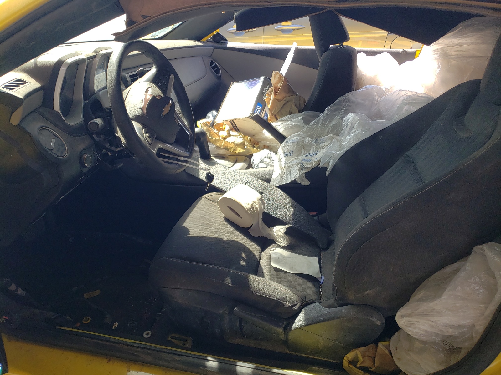 Photo 5 from auction – 2015 CHEVROLET CAMARO LS with VIN 2G1FB1E32F9190422