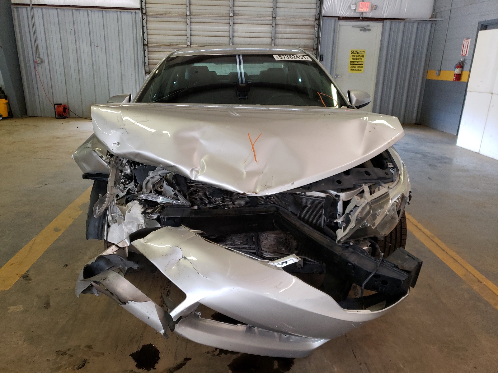 Photo 9 from auction – 2014 TOYOTA CAMRY L with VIN 4T1BF1FKXEU829904