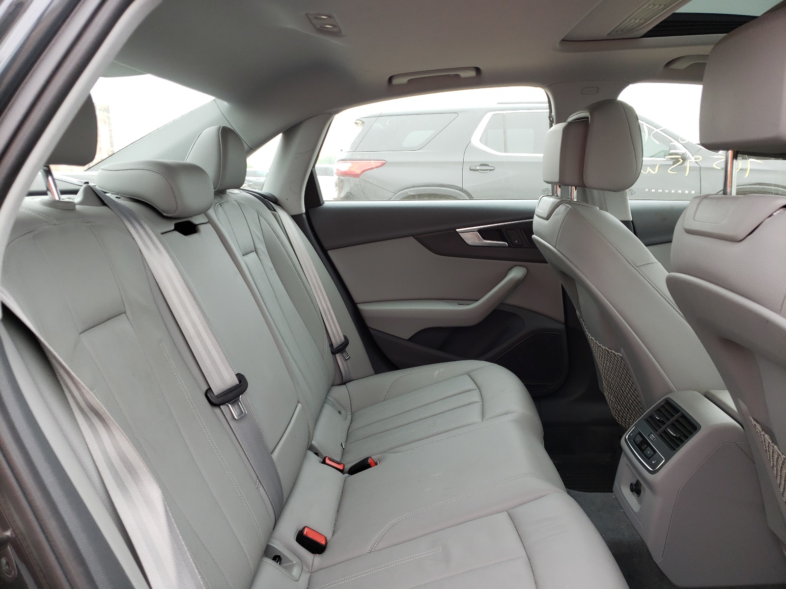 Photo 6 from auction – 2017 AUDI A4 PRESTIG with VIN WAUFNAF45HN028495