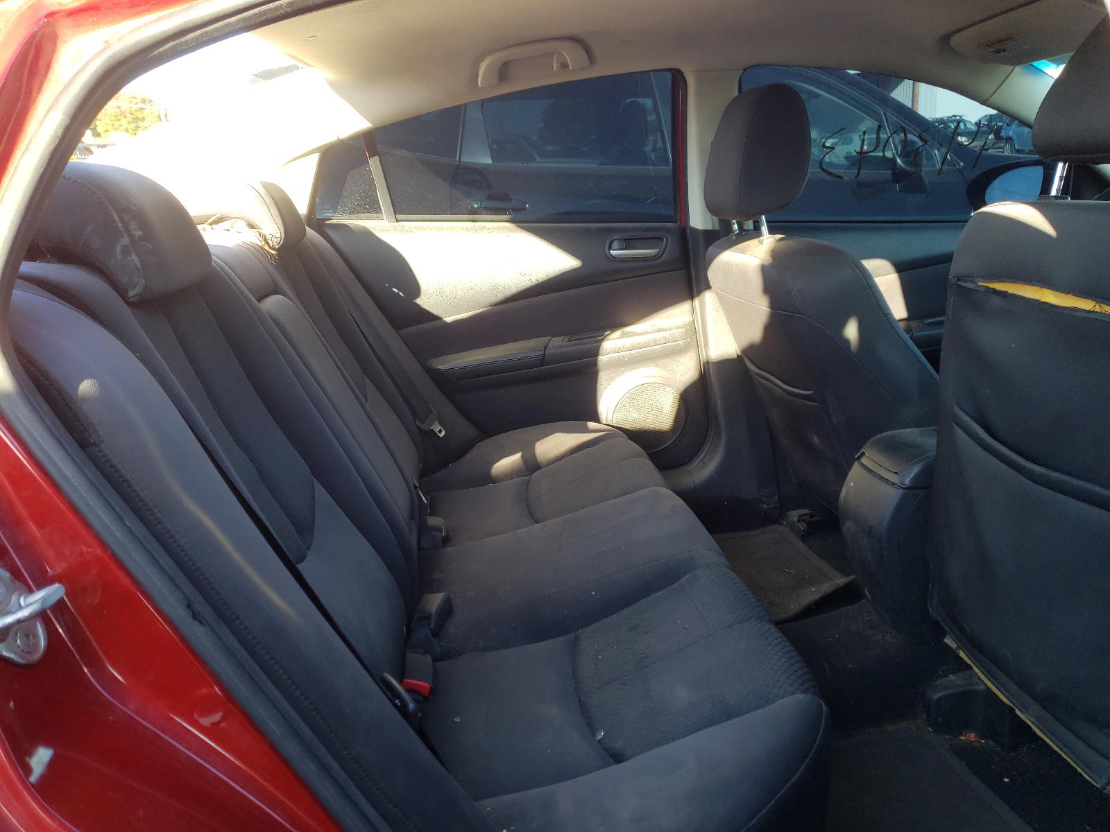 Photo 6 from auction – 2011 MAZDA 6 I with VIN 1YVHZ8BH4B5M16384