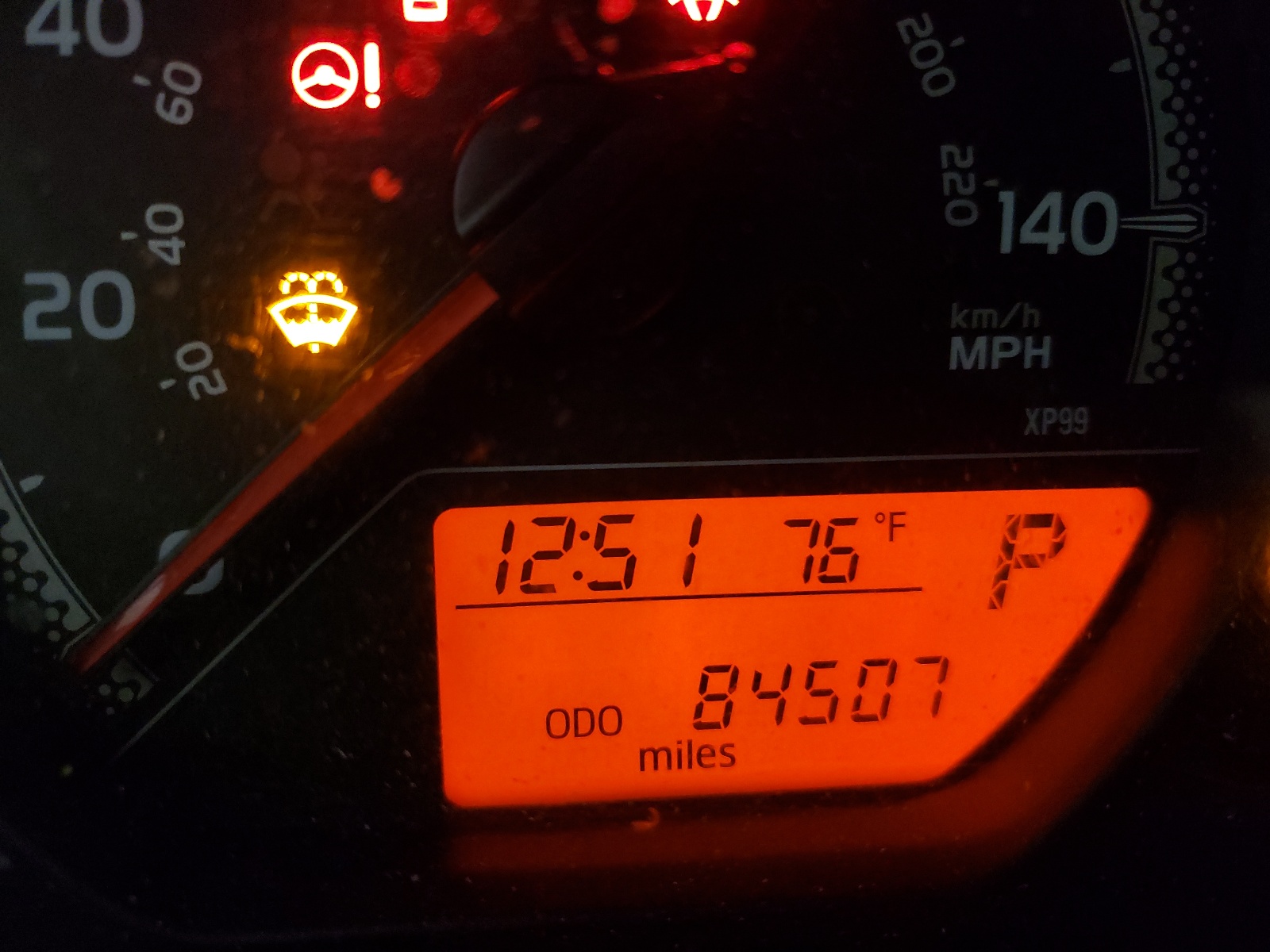 Photo 8 from auction – 2015 TOYOTA YARIS with VIN VNKJTUD30FA014918