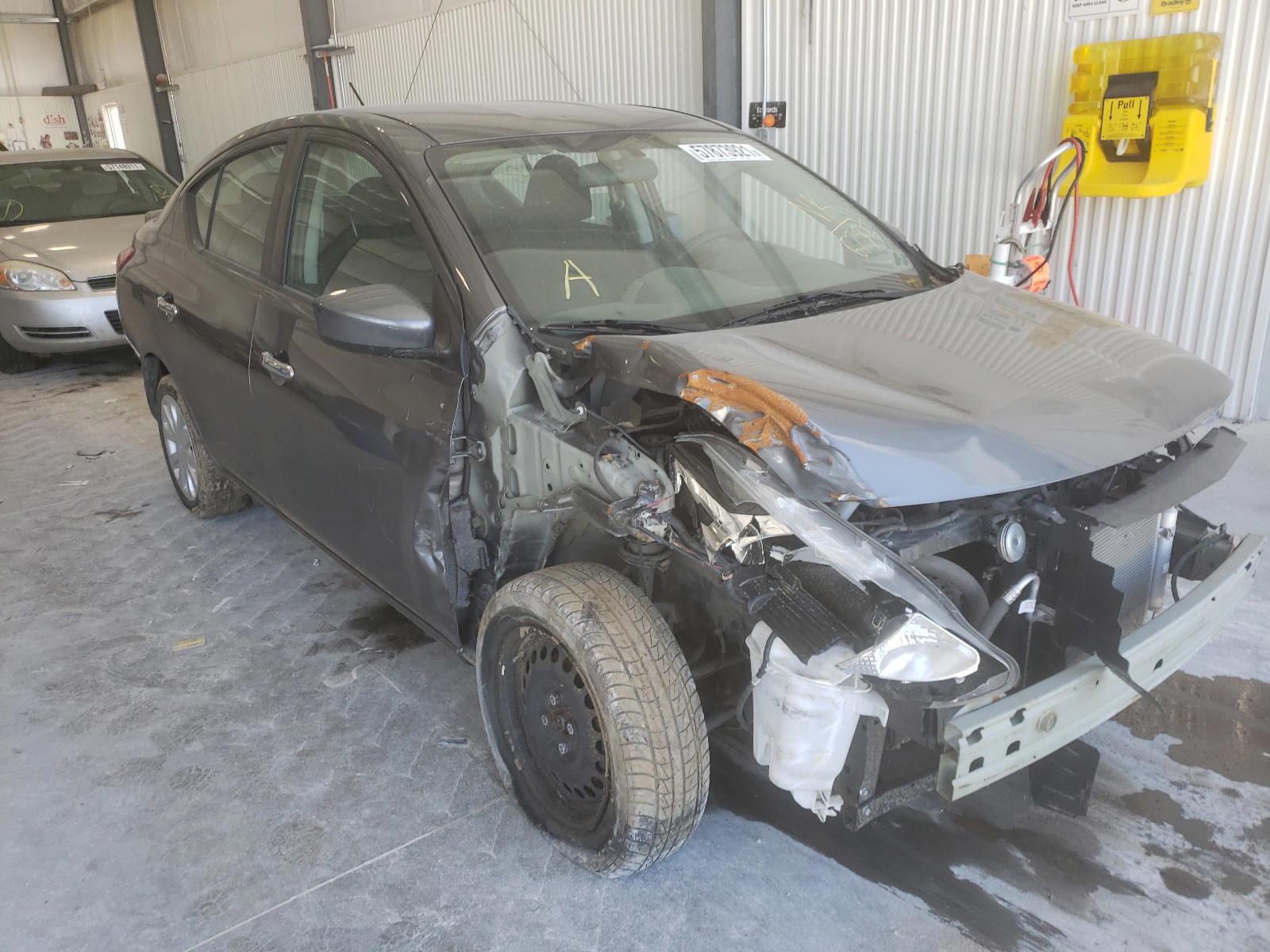 NISSAN VERSA S 2016 with VIN 3N1CN7AP2GL906735 - Photo from auction