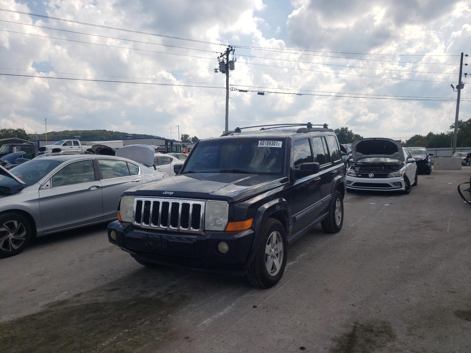 Photo 2 from auction – 2008 JEEP COMMANDER with VIN 1J8HG48K88C239858
