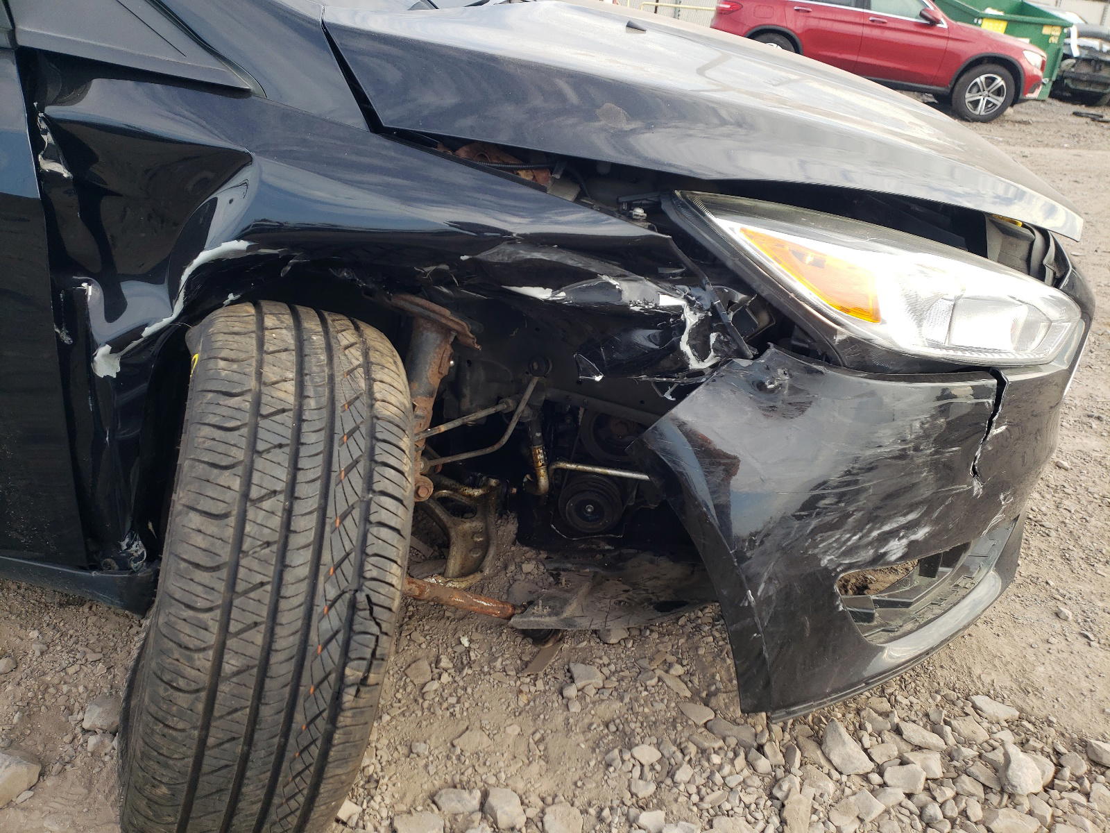 Photo 9 from auction – 2016 FORD FOCUS SE with VIN 1FADP3F26GL266872