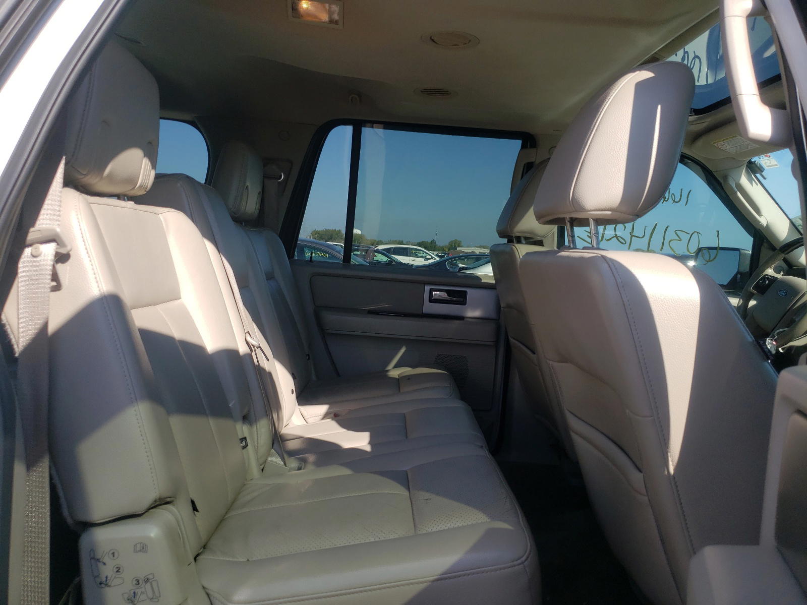 Photo 6 from auction – 2011 FORD EXPEDITION with VIN 1FMJK2A56BEF20354